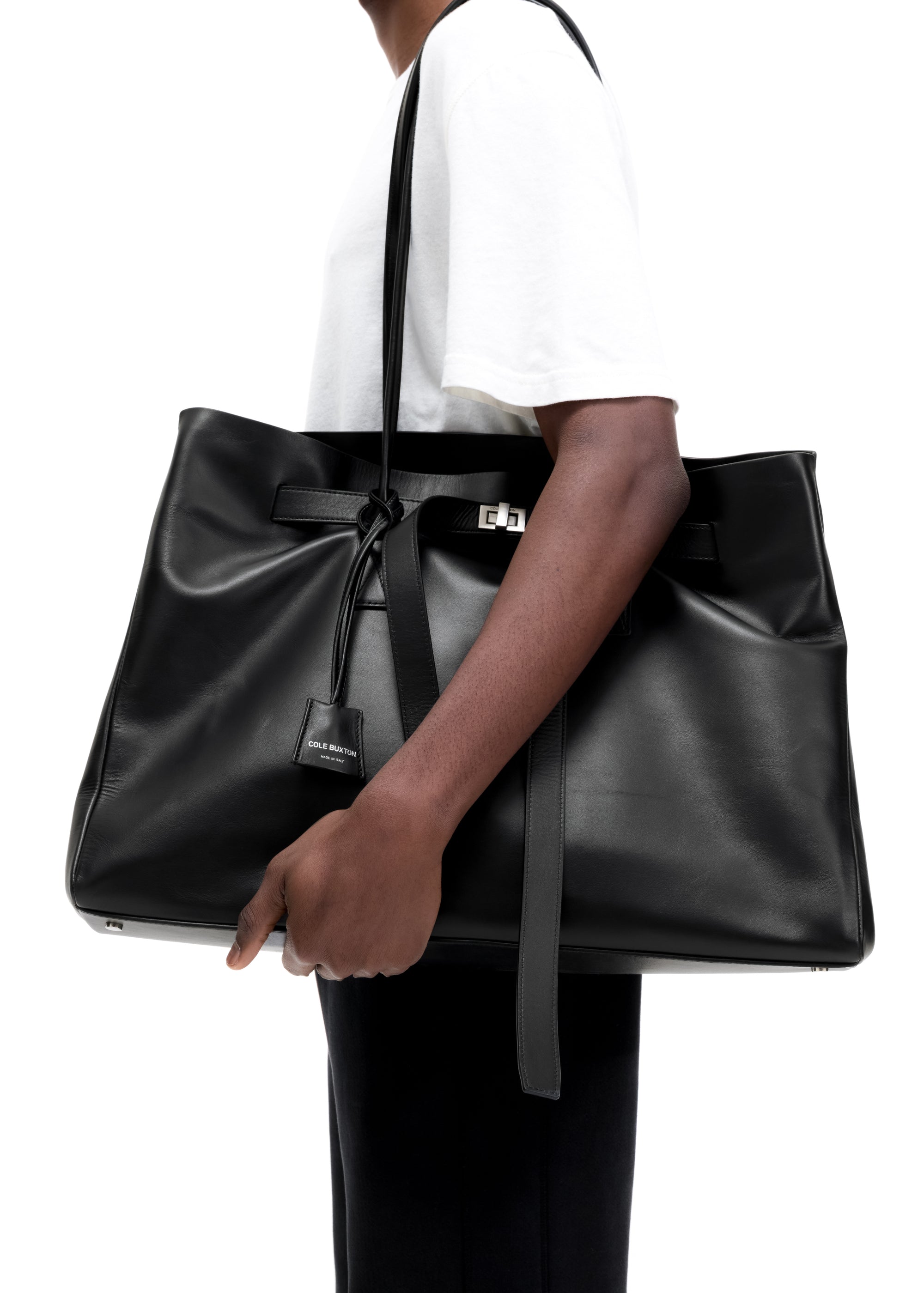 LEATHER HOLDALL TOTE