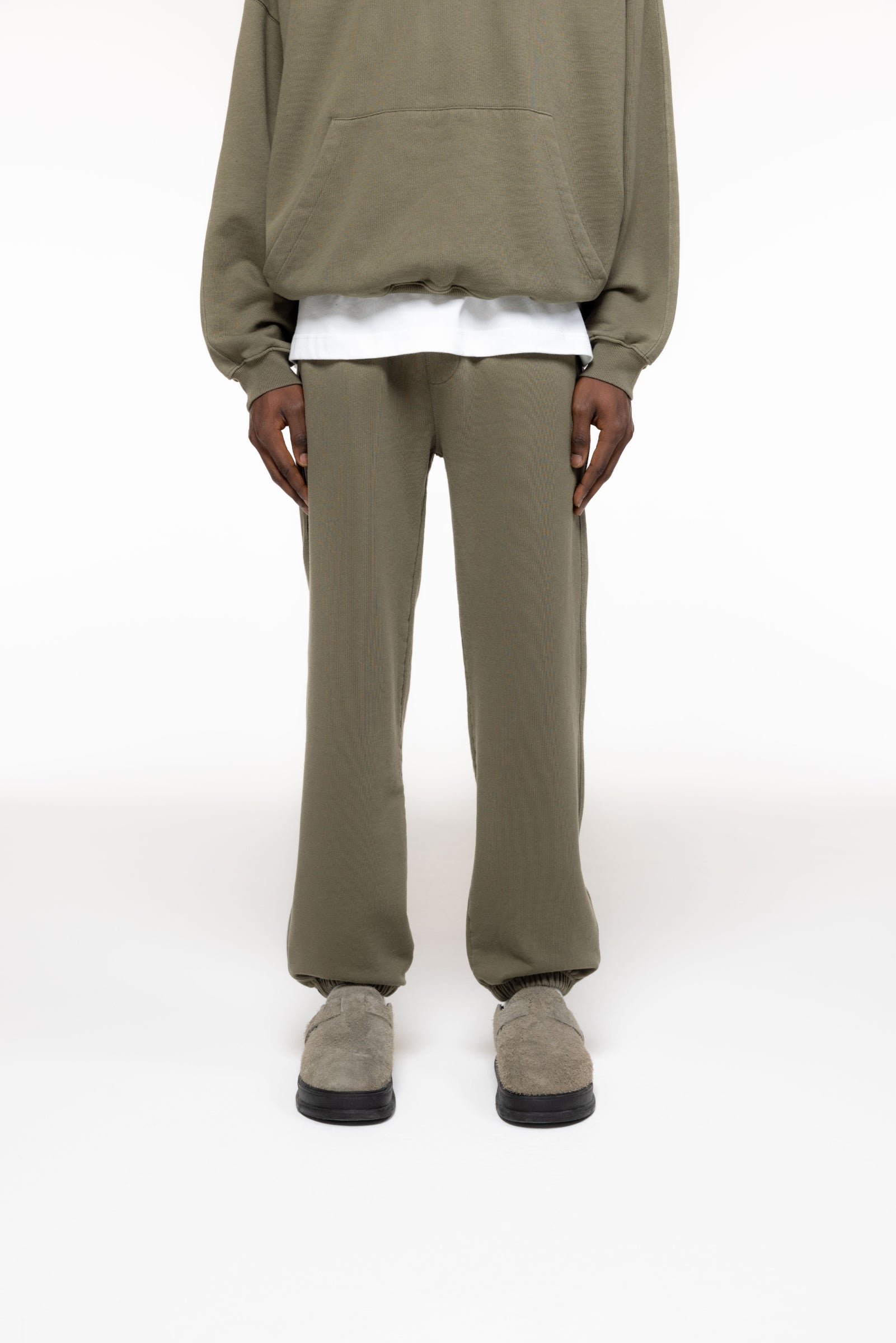 Cole Buxton | Heavyweight Warm Up Sweatpants | Mens | Khaki