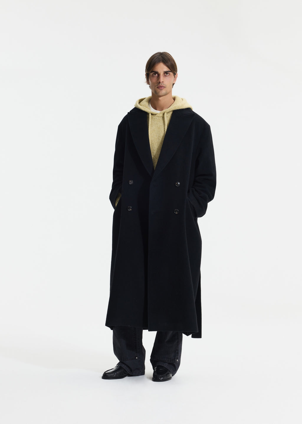SPLIT OVERCOAT