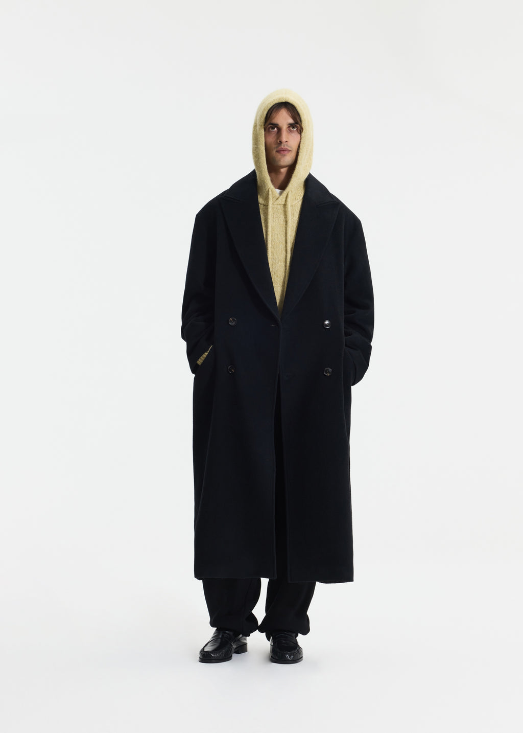 SPLIT OVERCOAT