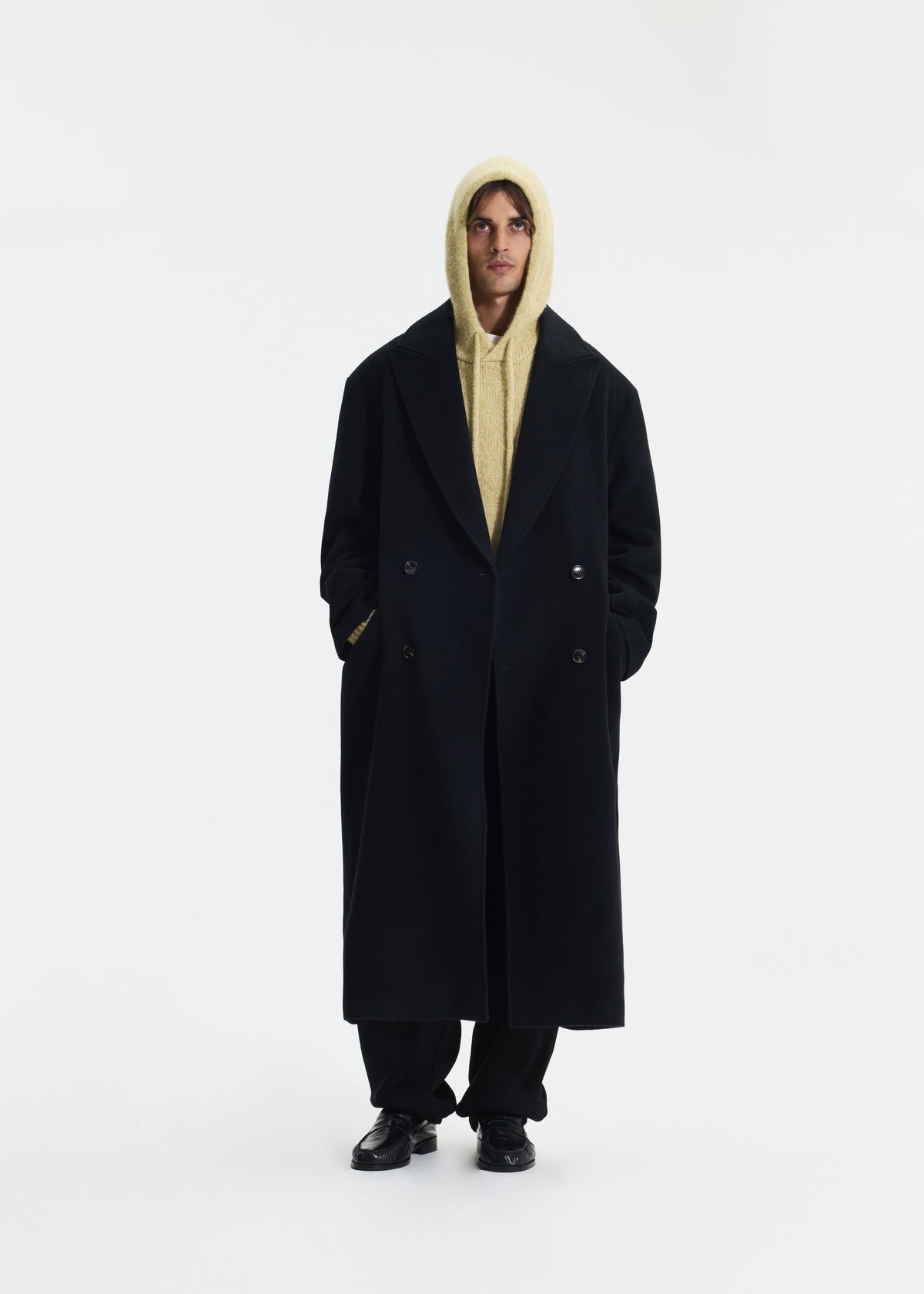 SPLIT OVERCOAT
