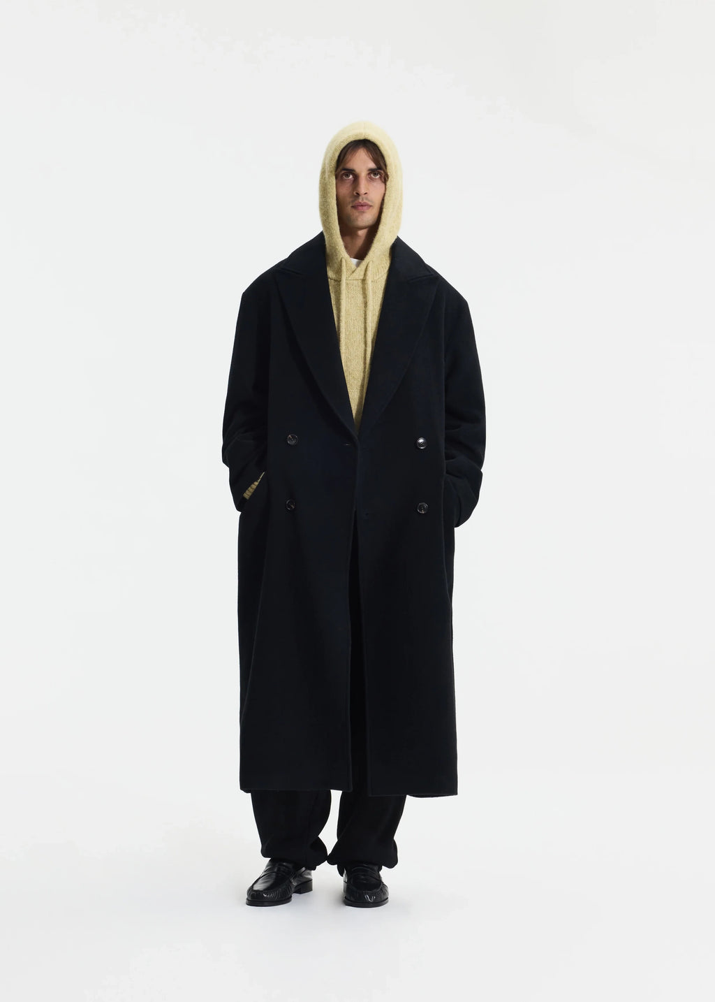SPLIT OVERCOAT