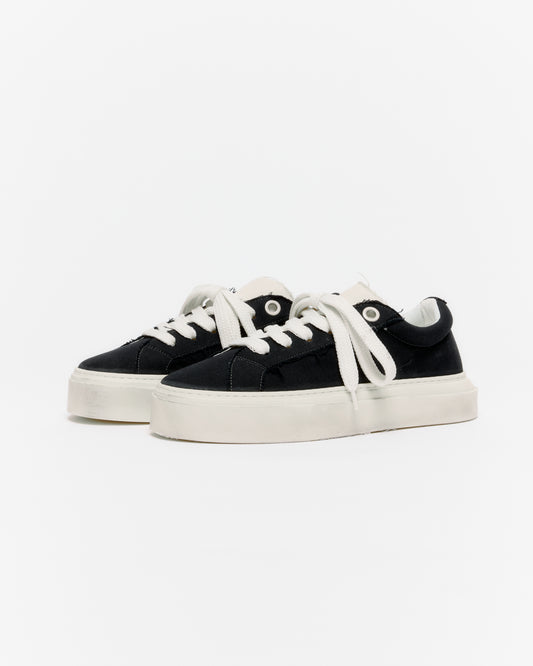 THE VINTAGE WILSON SNEAKER