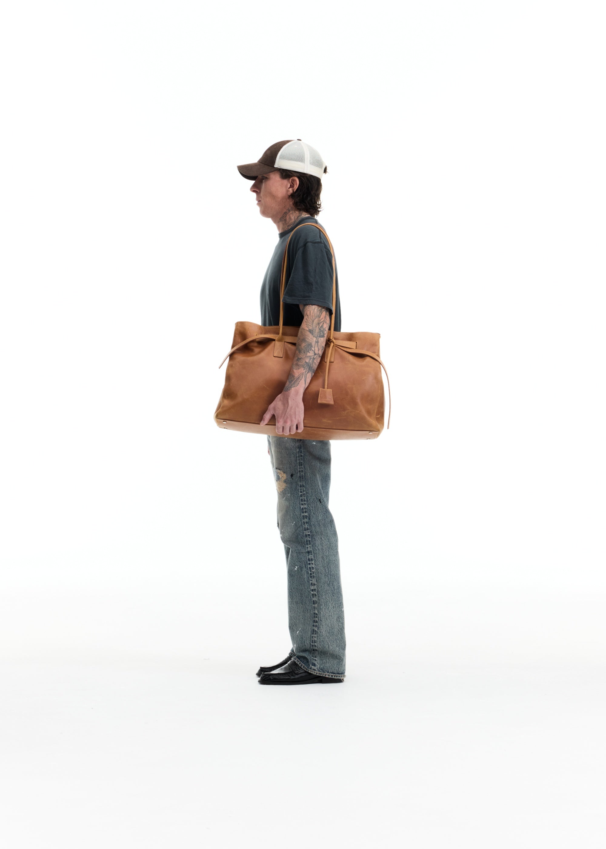 LEATHER HOLDALL TOTE