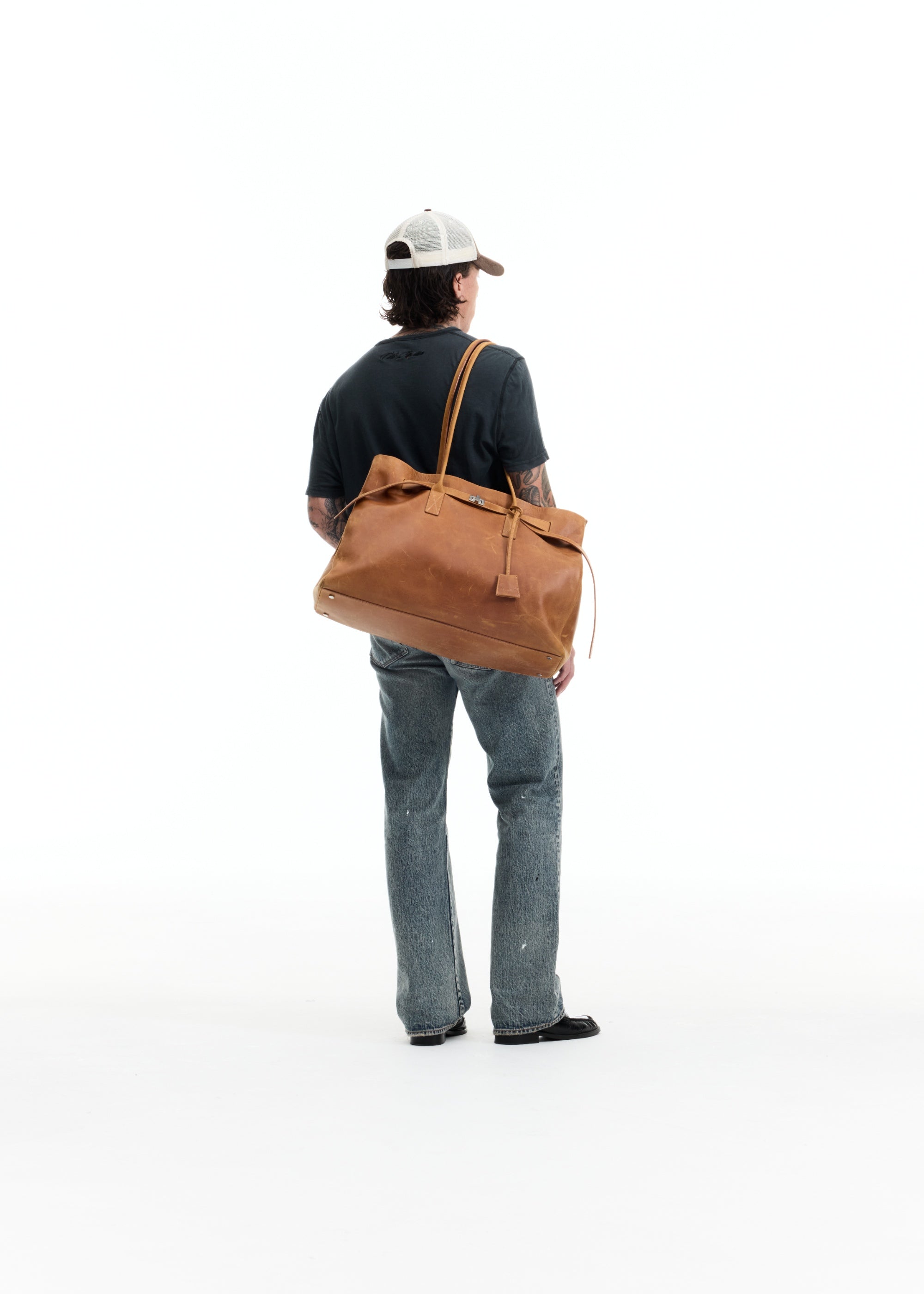 LEATHER HOLDALL TOTE