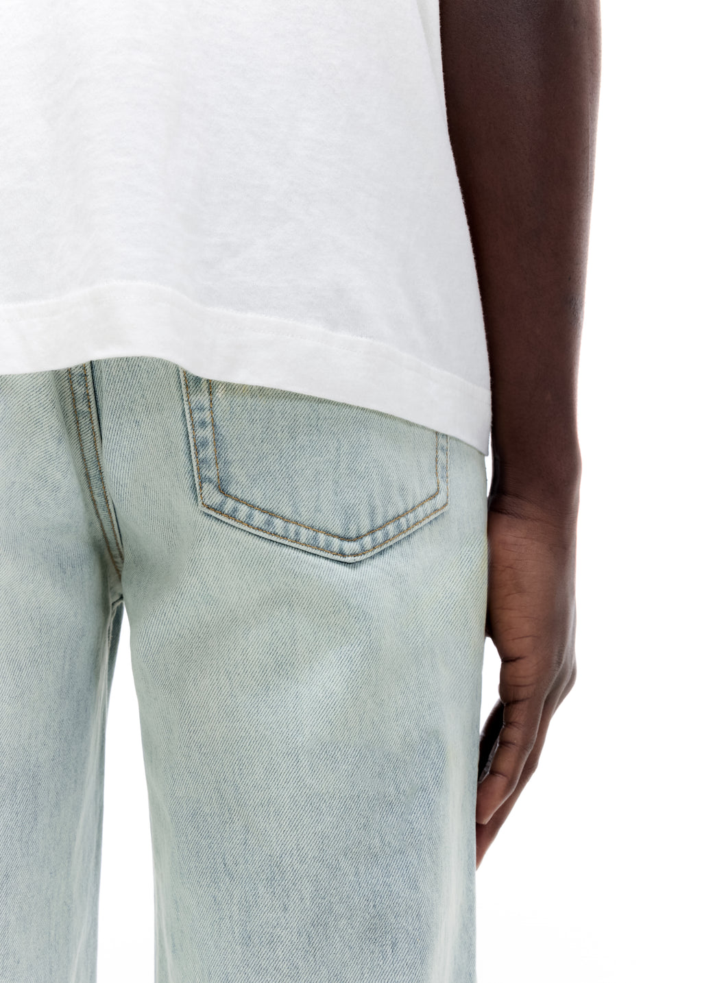 PAINT MARKED JEANS