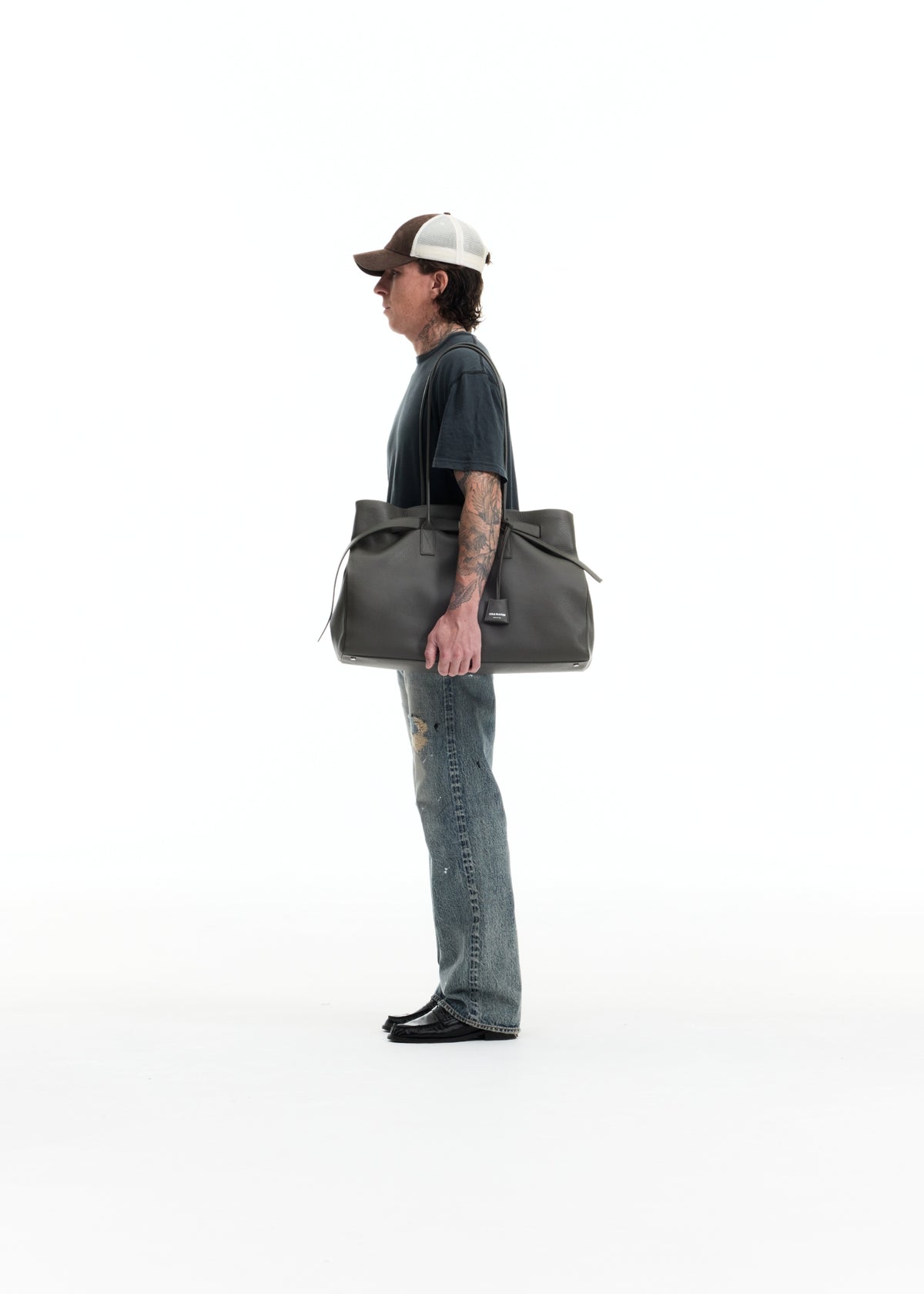 TEXTURED LEATHER HOLDALL TOTE