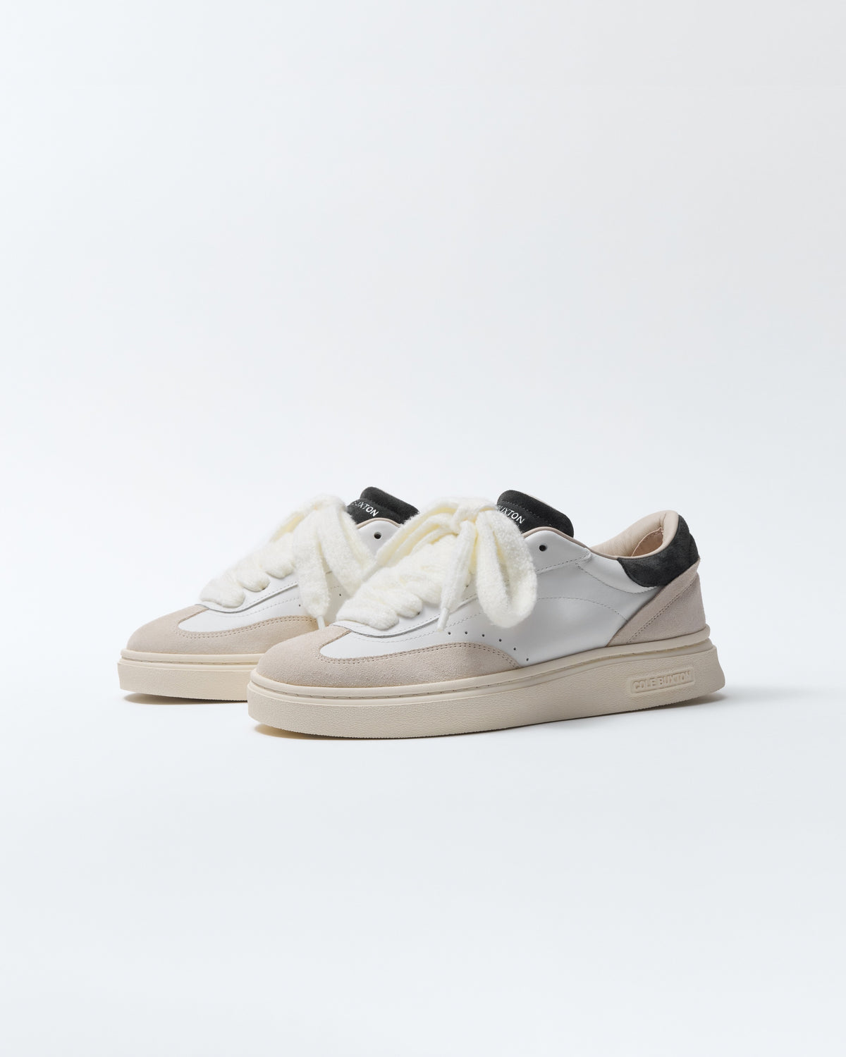 STADIUM SNEAKER