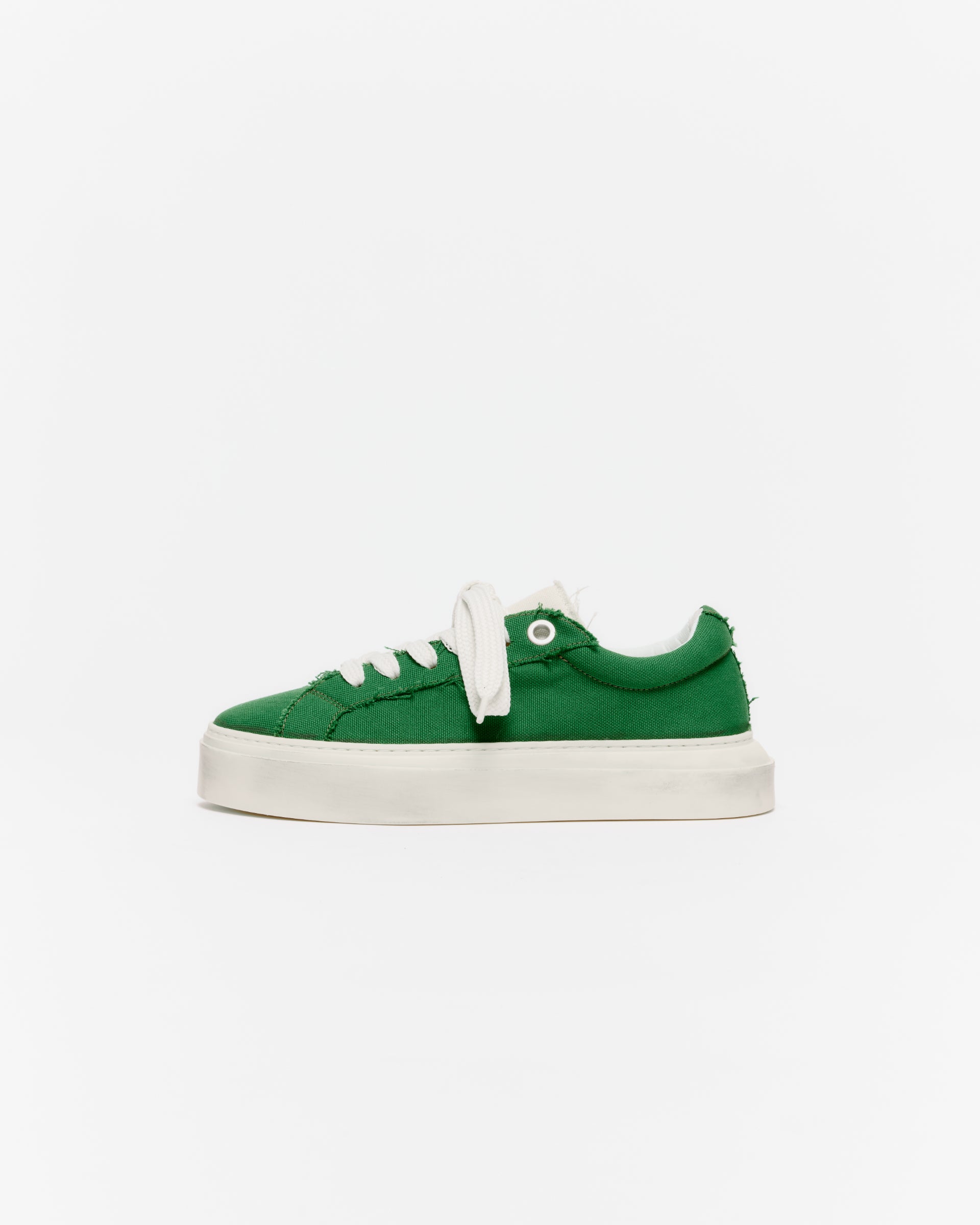 THE VINTAGE WILSON SNEAKER
