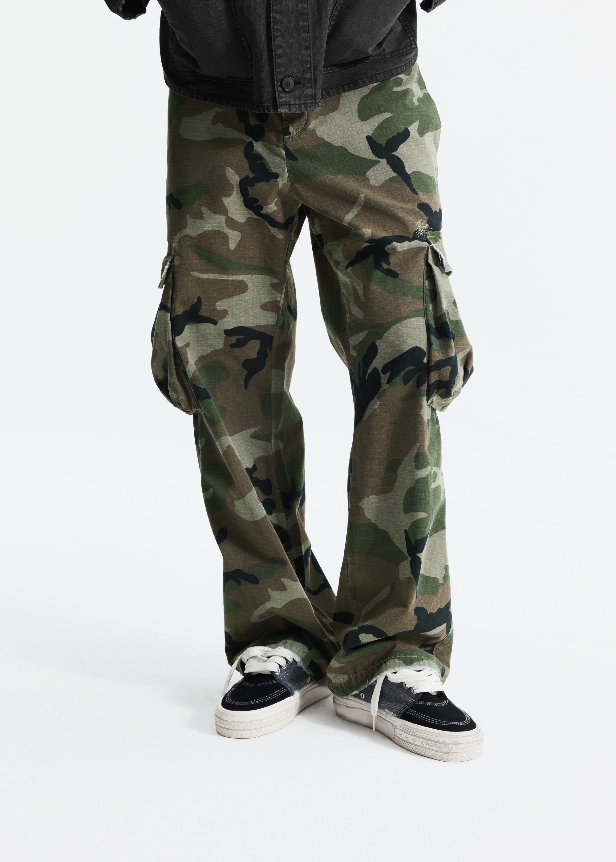 RIPSTOP CAMO CARGO TROUSERS