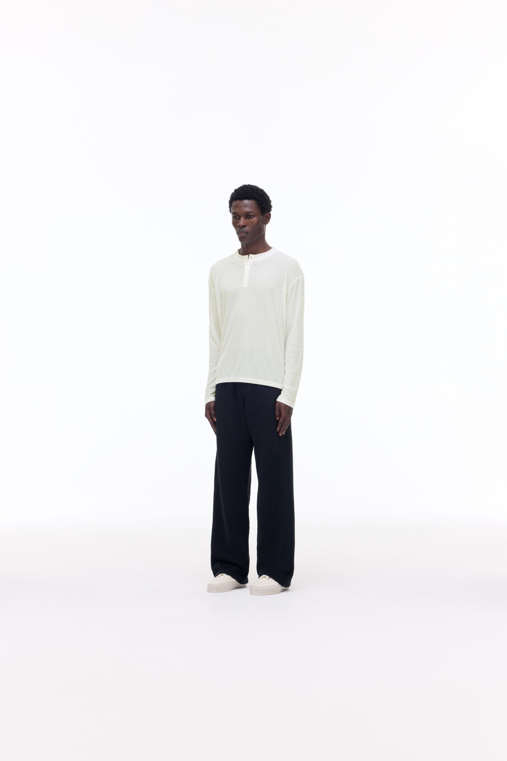 RELAXED HENLEY