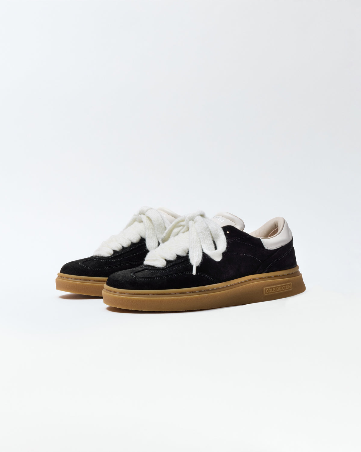 STADIUM SNEAKER