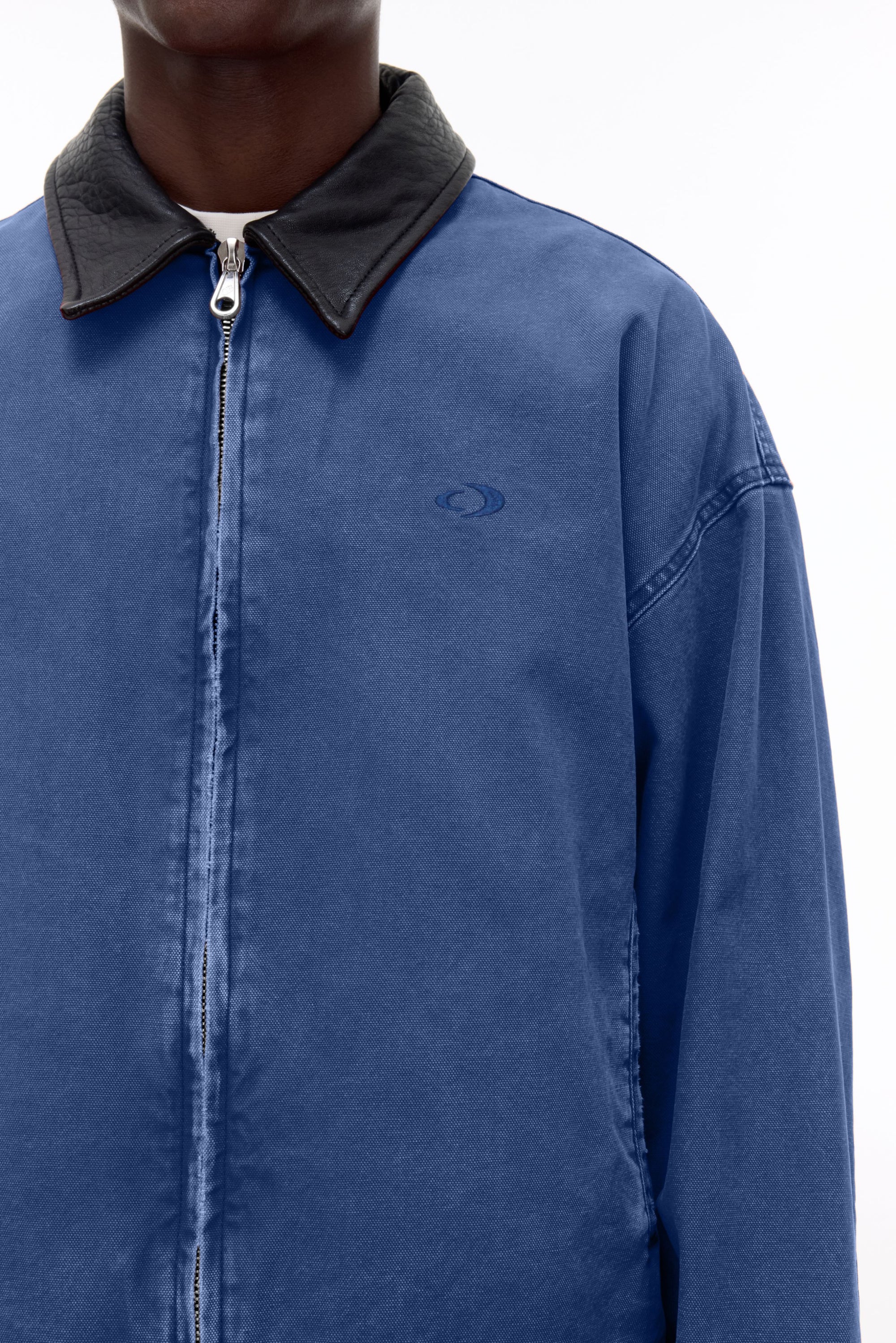 EMBLEM TRUCKER JACKET