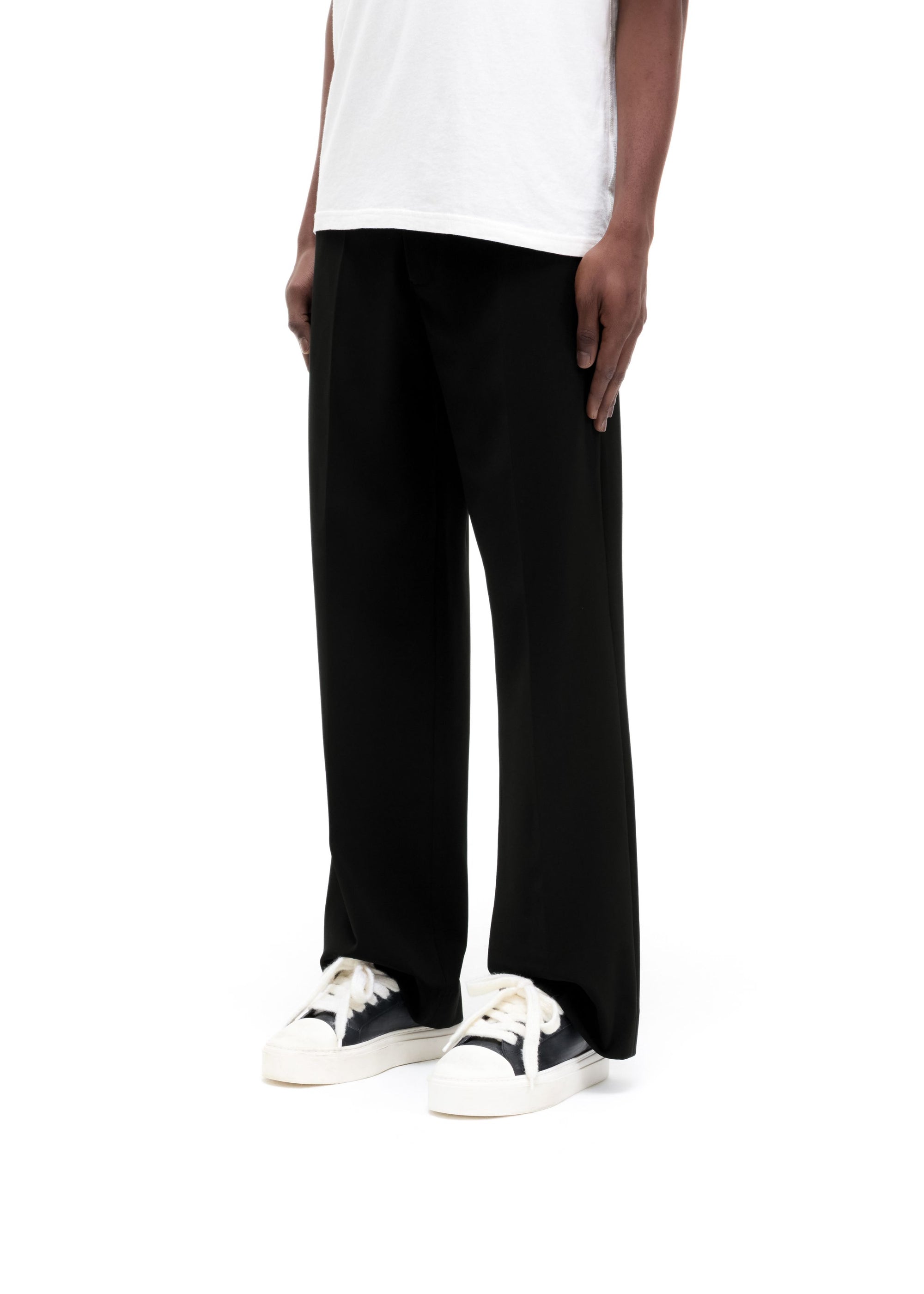TAILORED TROUSER