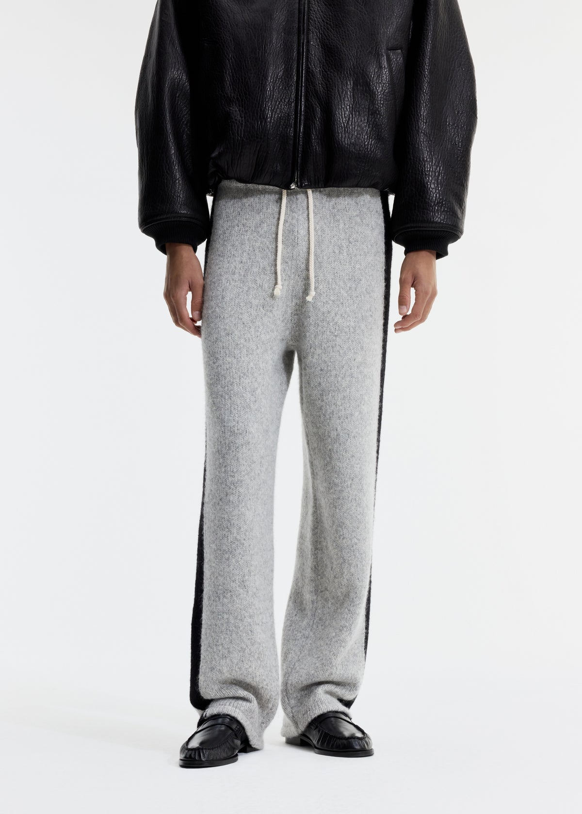 SIDE STRIPE KNIT PANTS