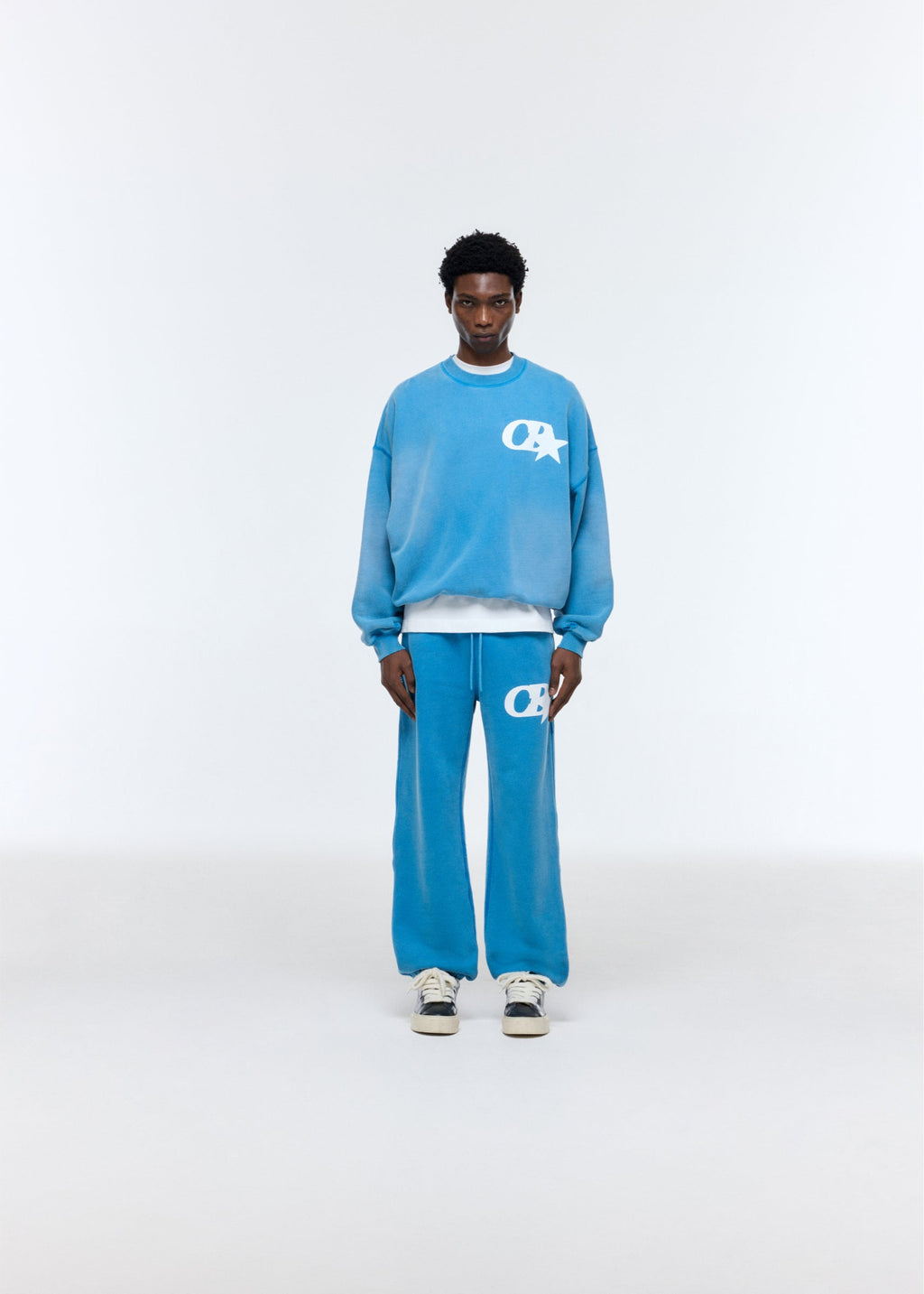 CB STAR DISTRESSED SWEATSHIRT