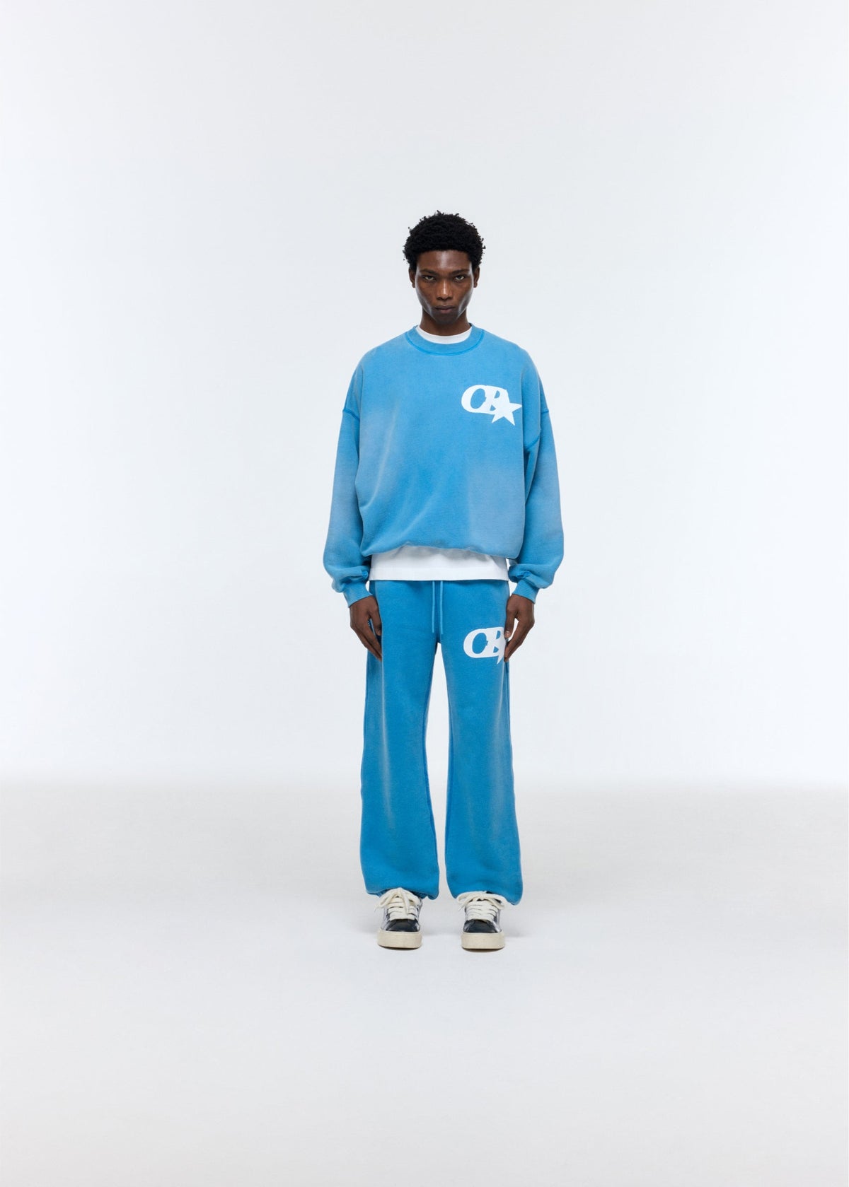 CB STAR DISTRESSED SWEATSHIRT