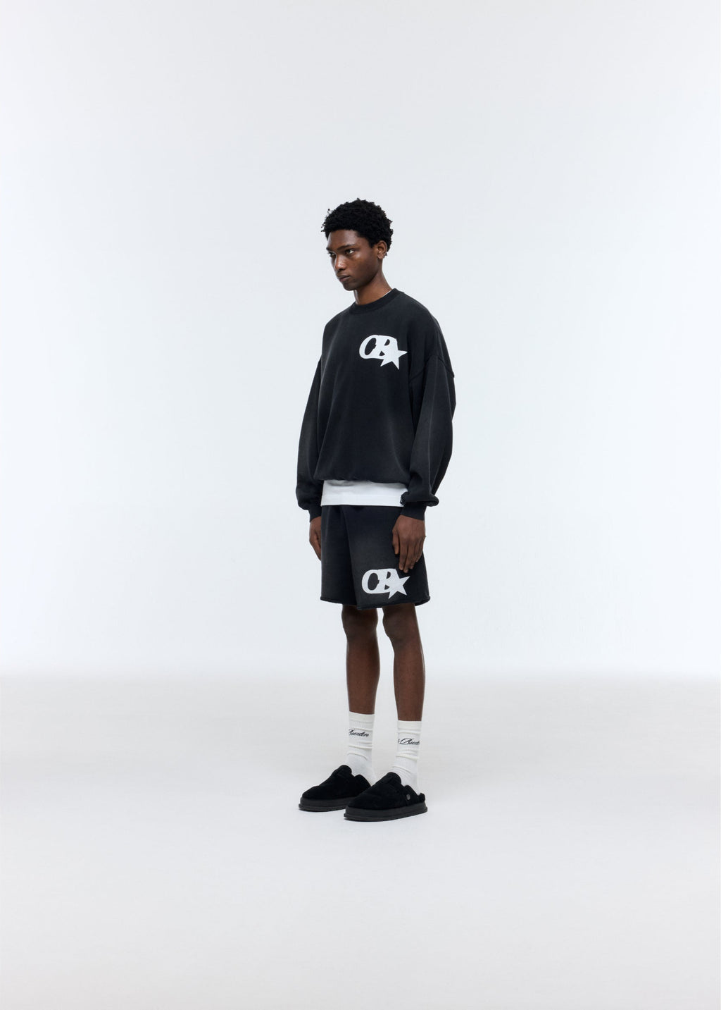 CB STAR DISTRESSED SWEATSHIRT