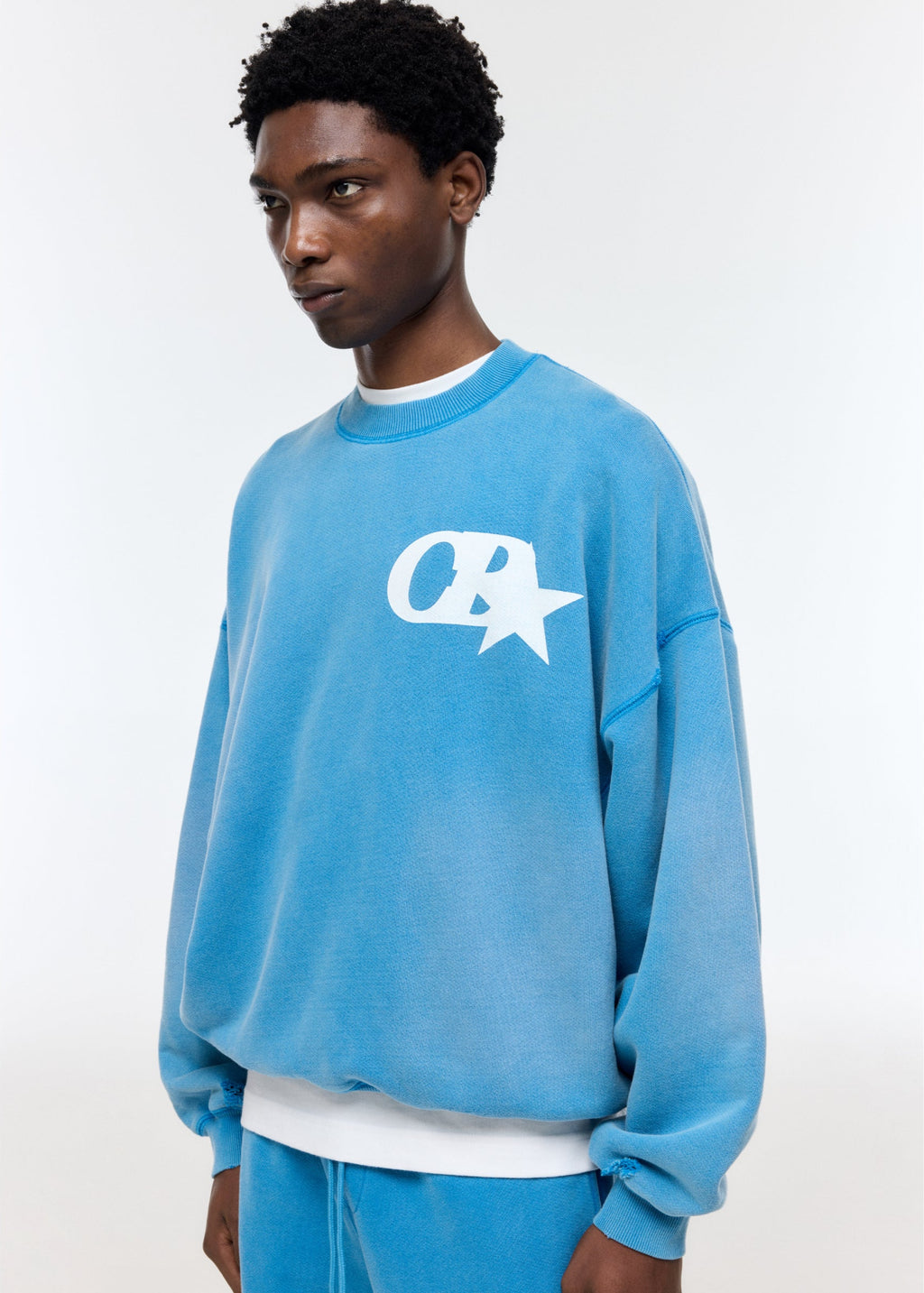 CB STAR DISTRESSED SWEATSHIRT