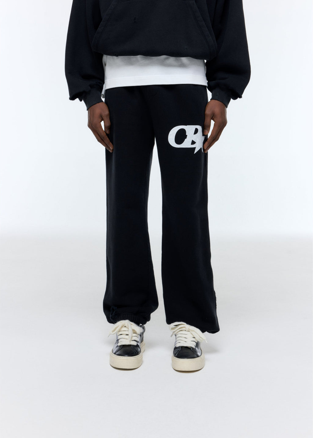 CB STAR DISTRESSED SWEATPANTS