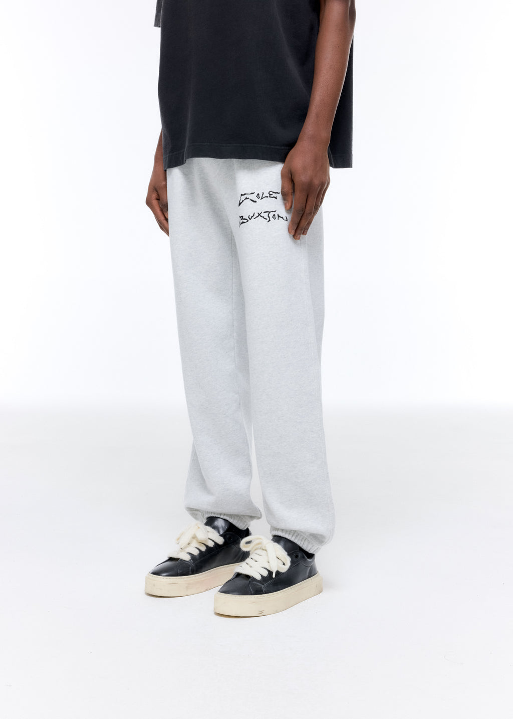 AKIMBO X CB SWEATPANTS
