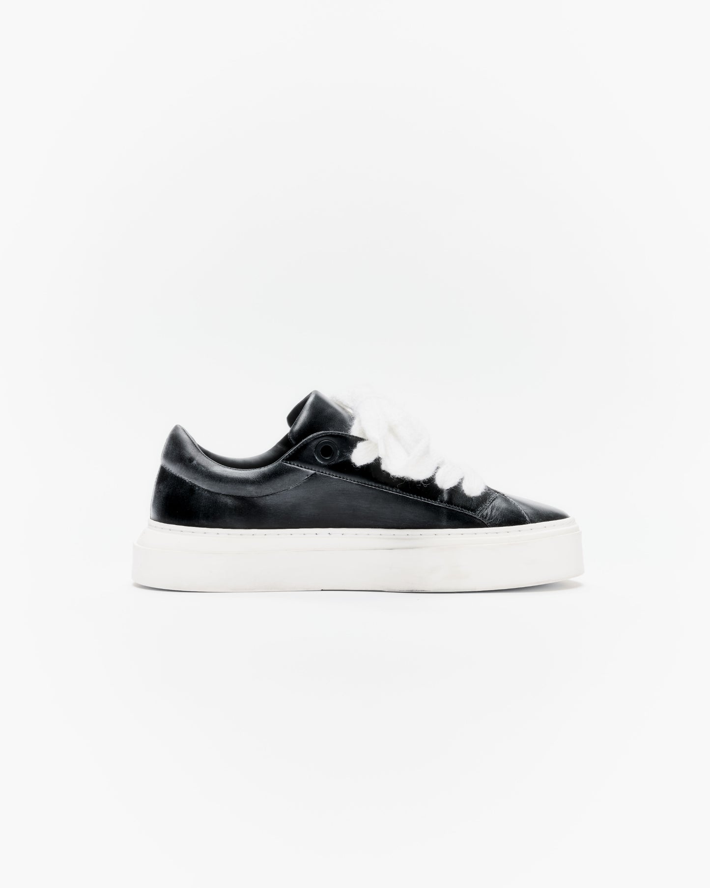 THE CB STAR SNEAKER