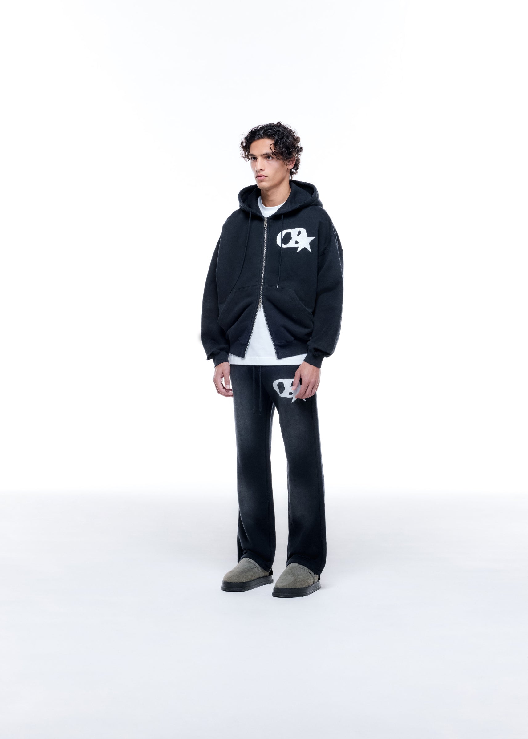 CB STAR DISTRESSED POCKET ZIPPED HOODIE