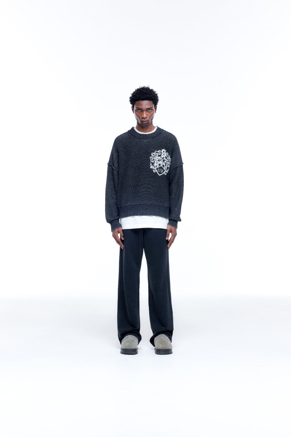 COLLEGIATE CREST KNIT SWEATER