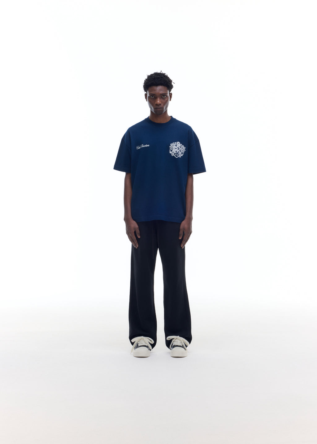 COLLEGIATE CREST T-SHIRT