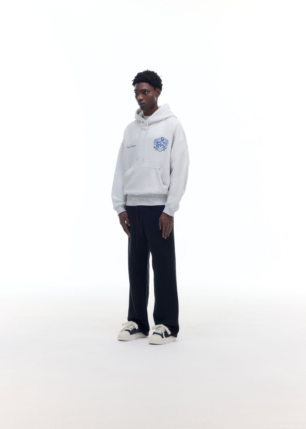 COLLEGIATE CREST HOODIE