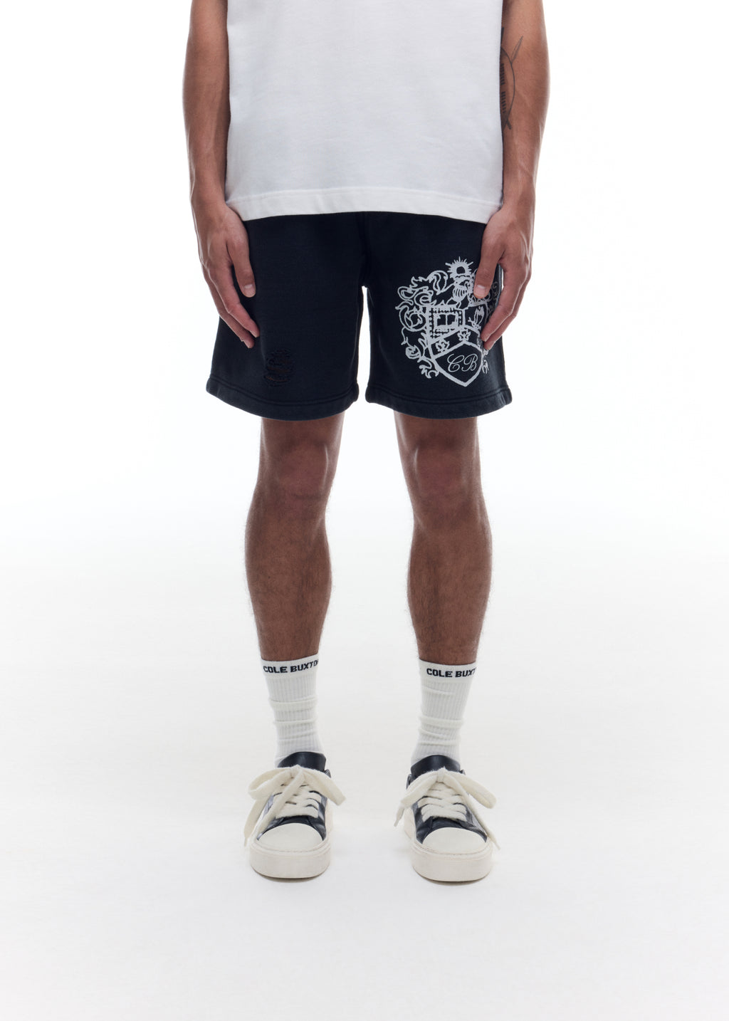 DISTRESSED COLLEGIATE CREST SHORTS