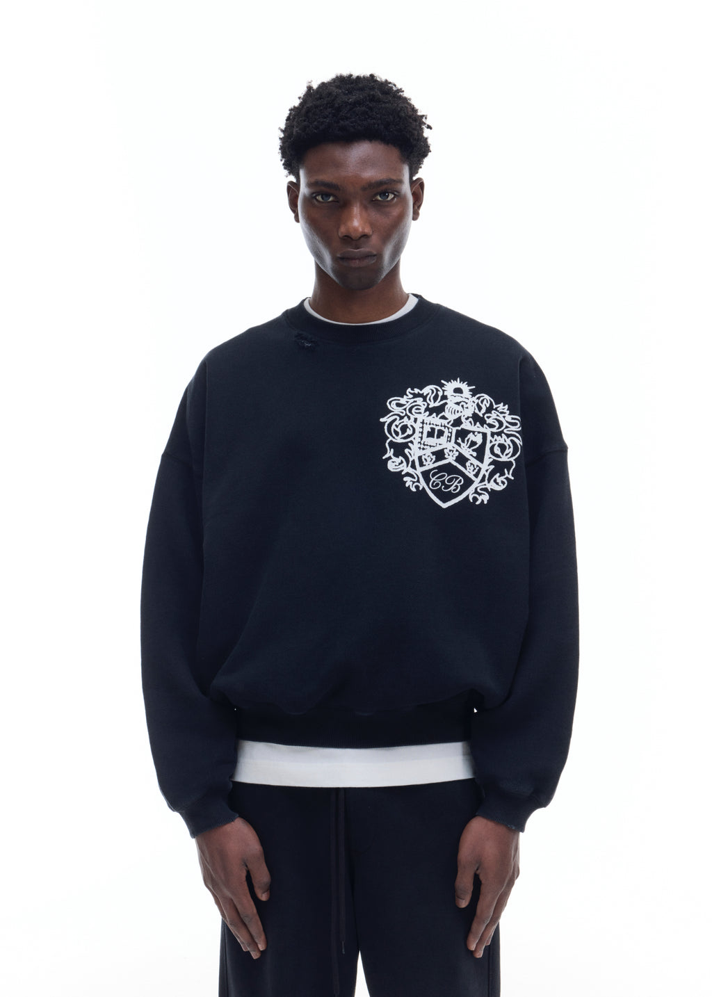 DISTRESSED COLLEGIATE CREST SWEATSHIRT