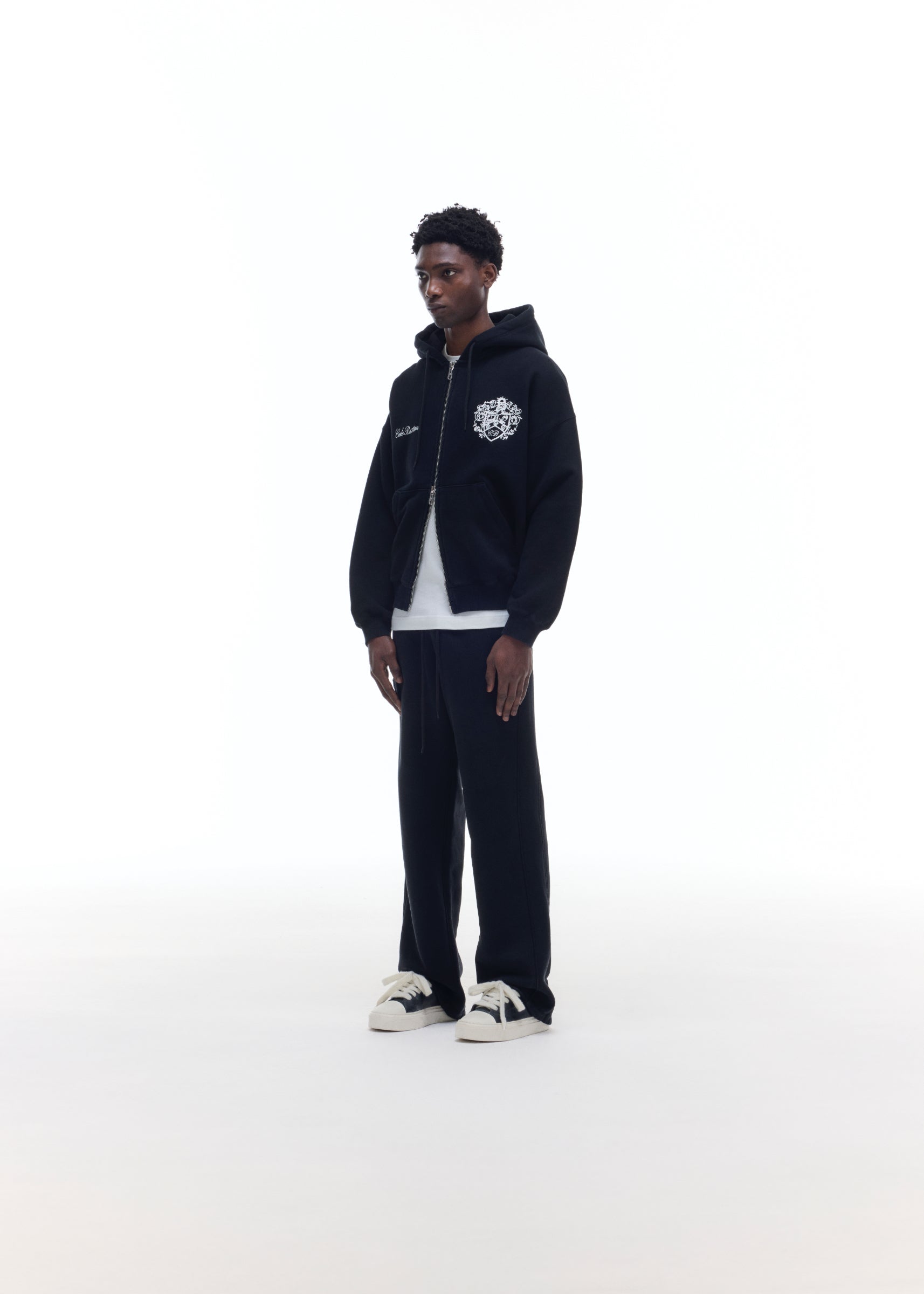 COLLEGIATE CREST ZIPPED HOODIE