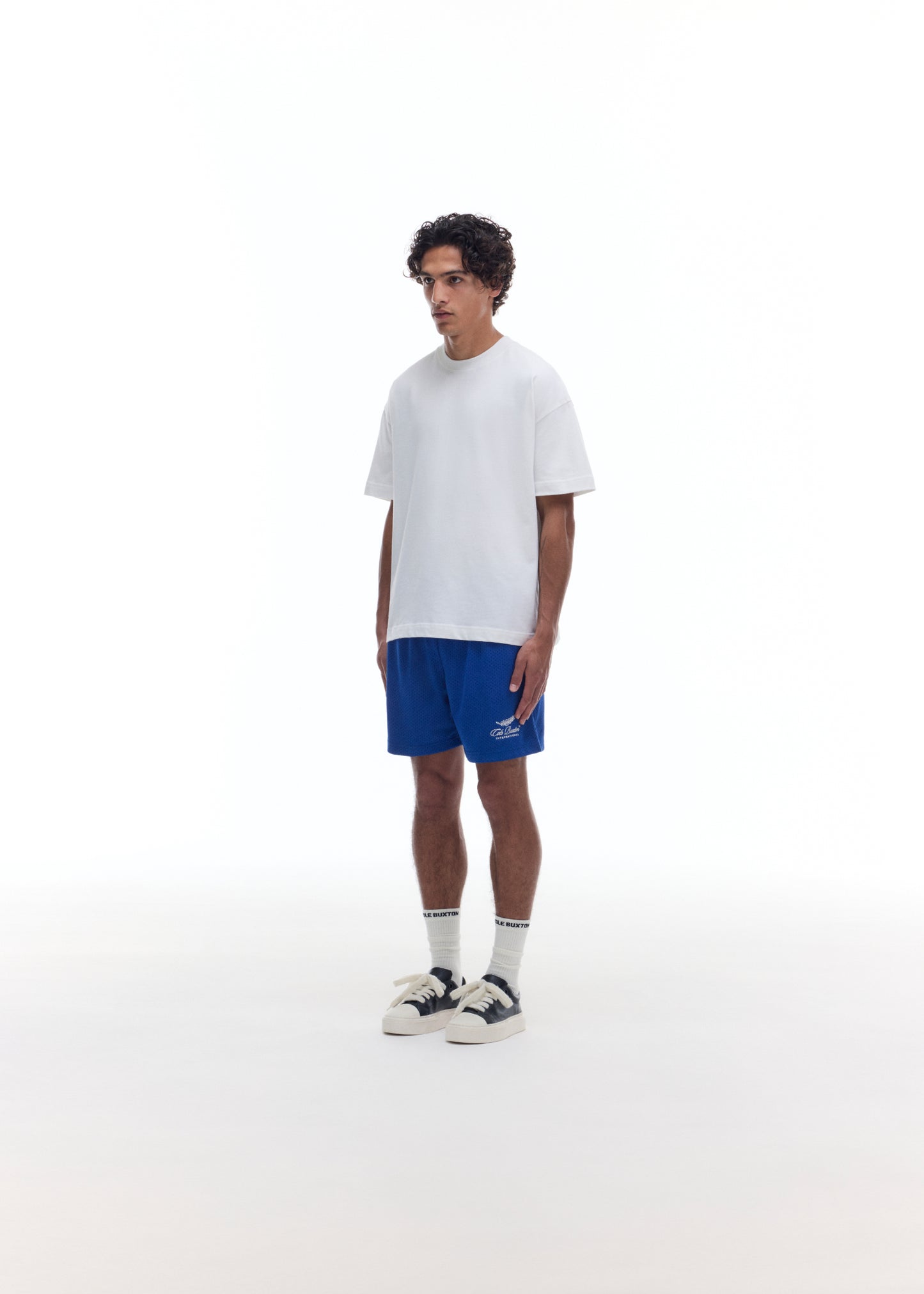 INTERNATIONAL MESH SHORTS