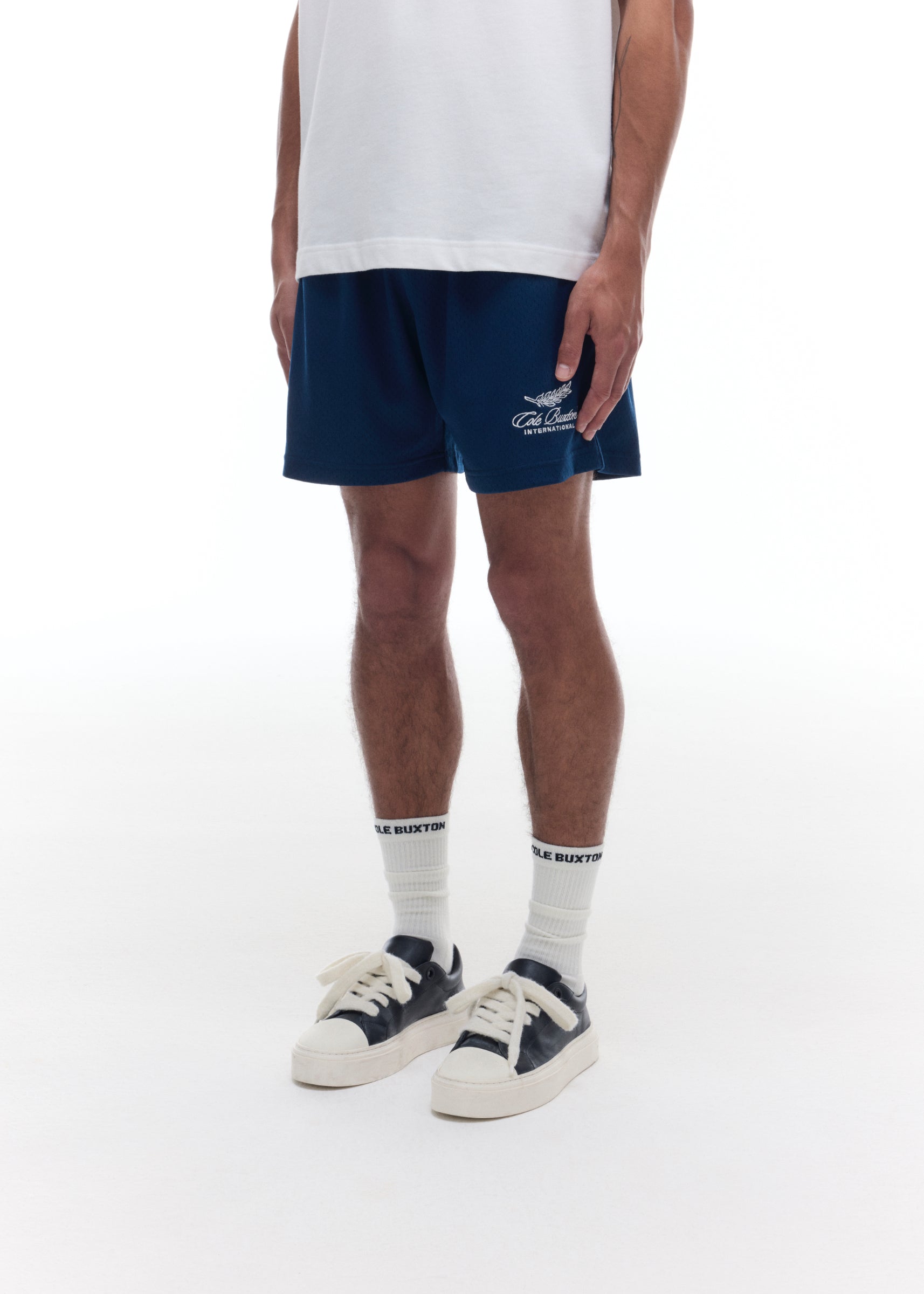 INTERNATIONAL MESH SHORTS