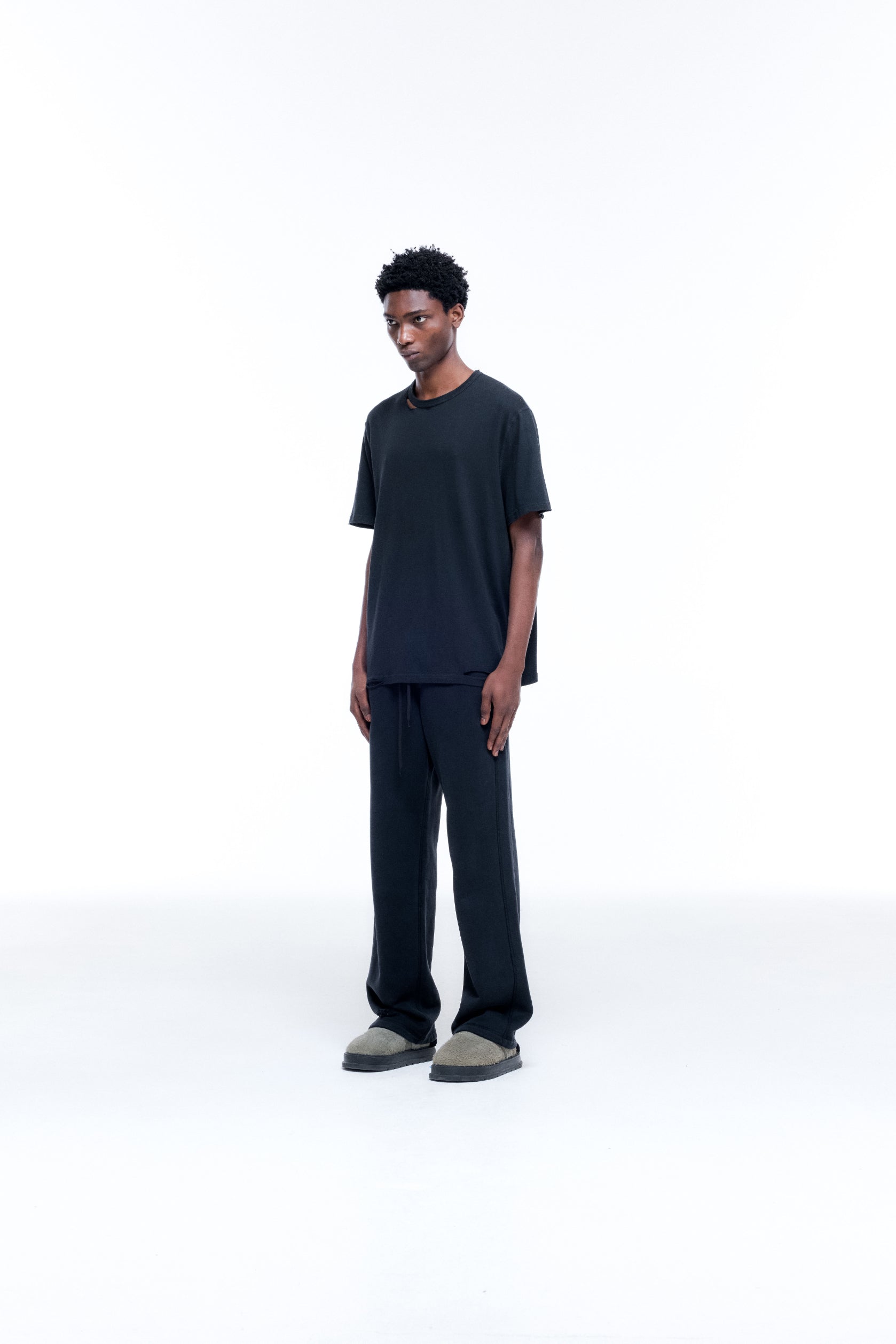 DISTRESSED COLE T-SHIRT