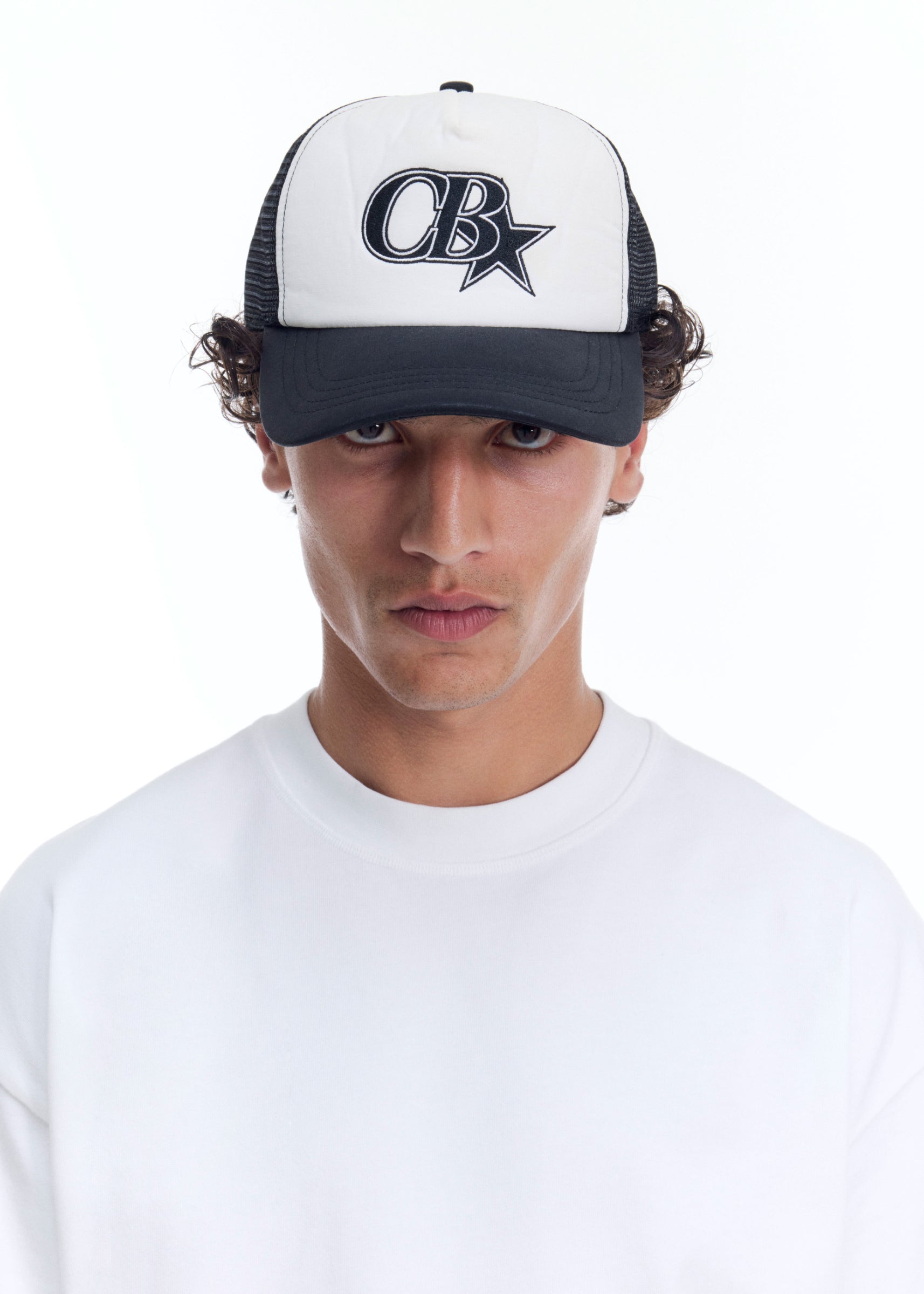 VINTAGE STAR TRUCKER CAP