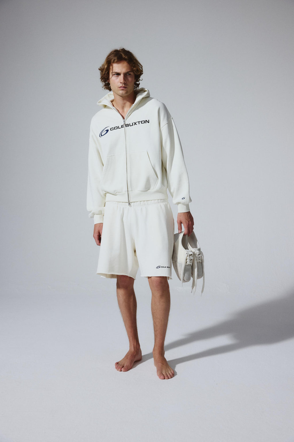 PRO ZIPPED HOODIE