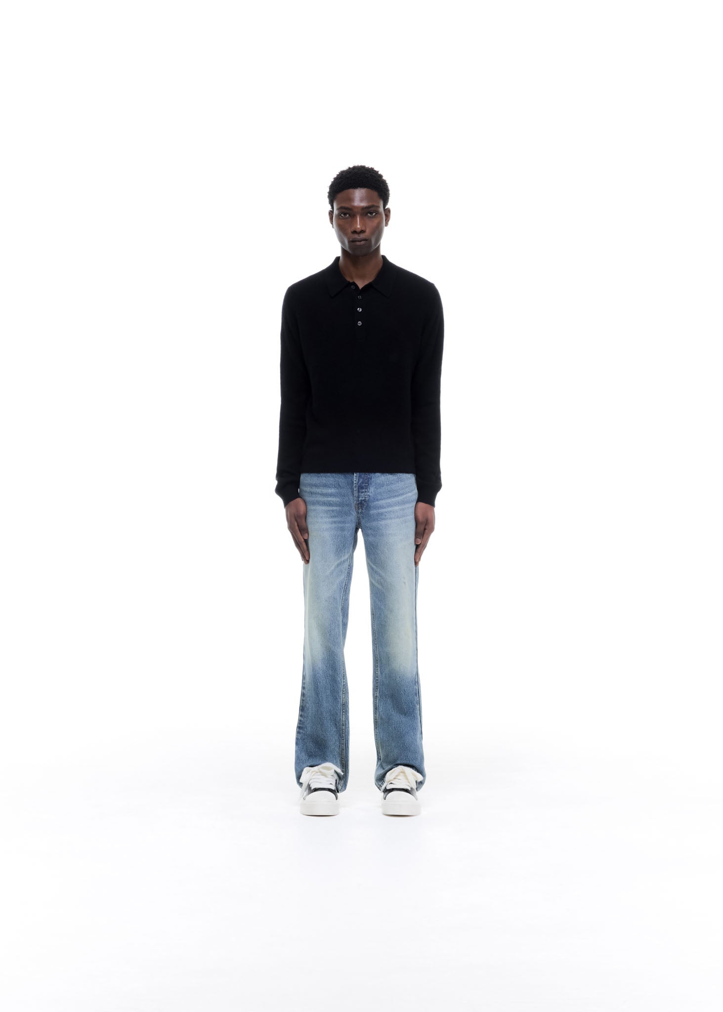 MID WASH JEANS