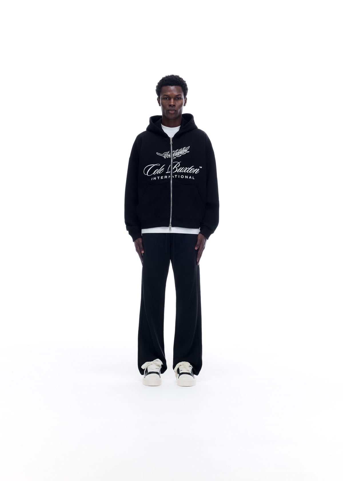 INTERNATIONAL ZIPPED HOODIE