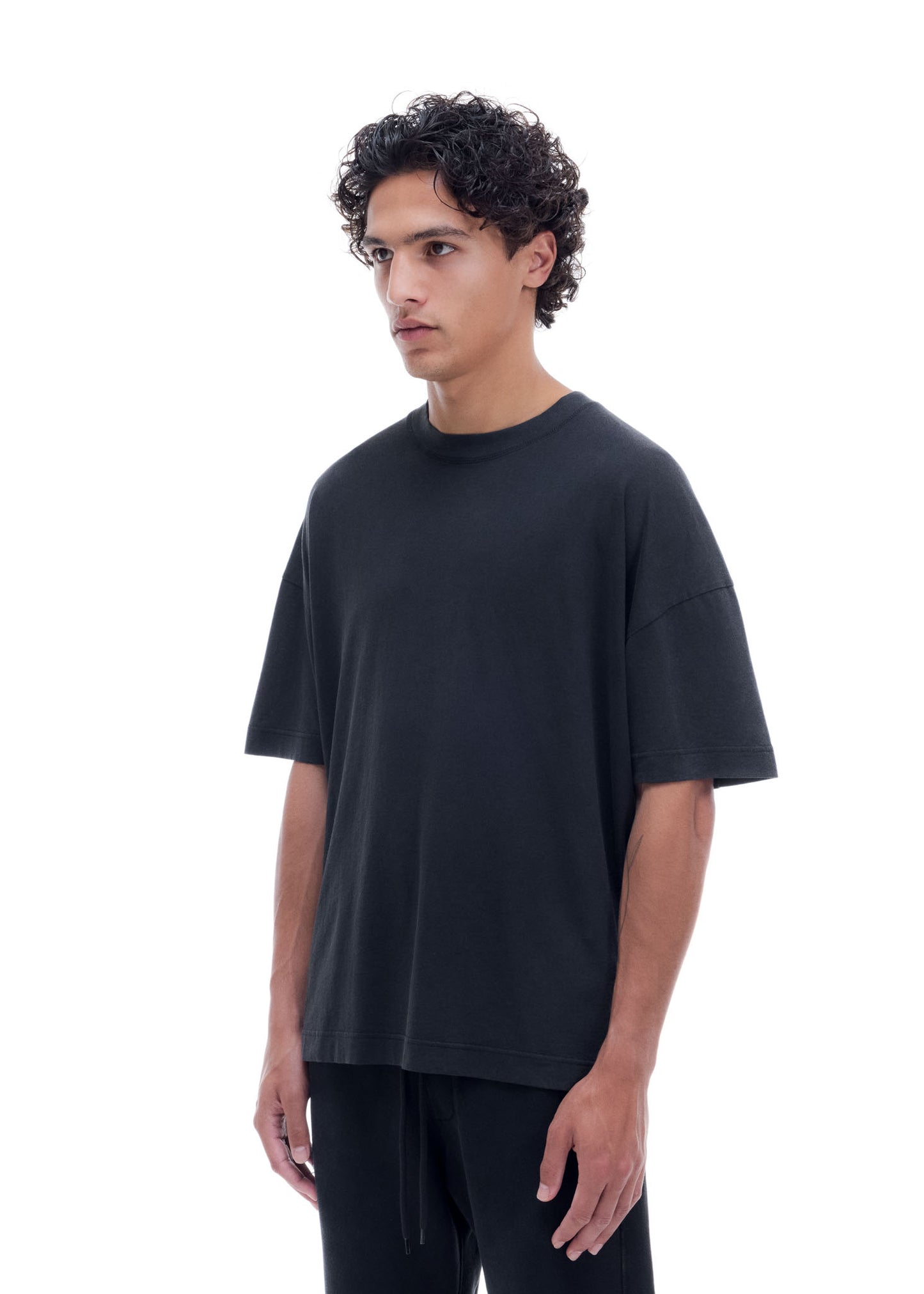 DISTRESSED LIGHTWEIGHT T-SHIRT