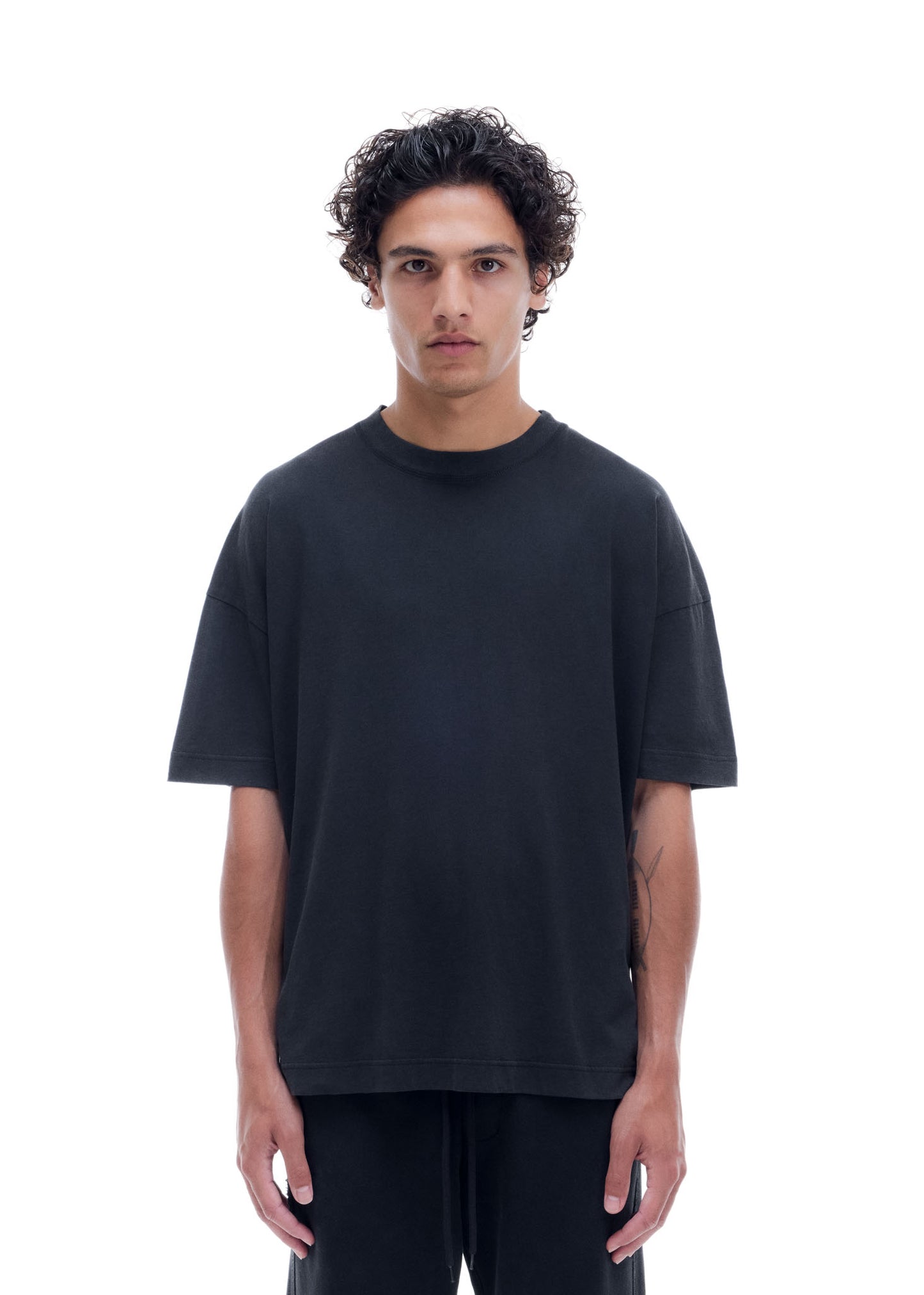 DISTRESSED LIGHTWEIGHT T-SHIRT