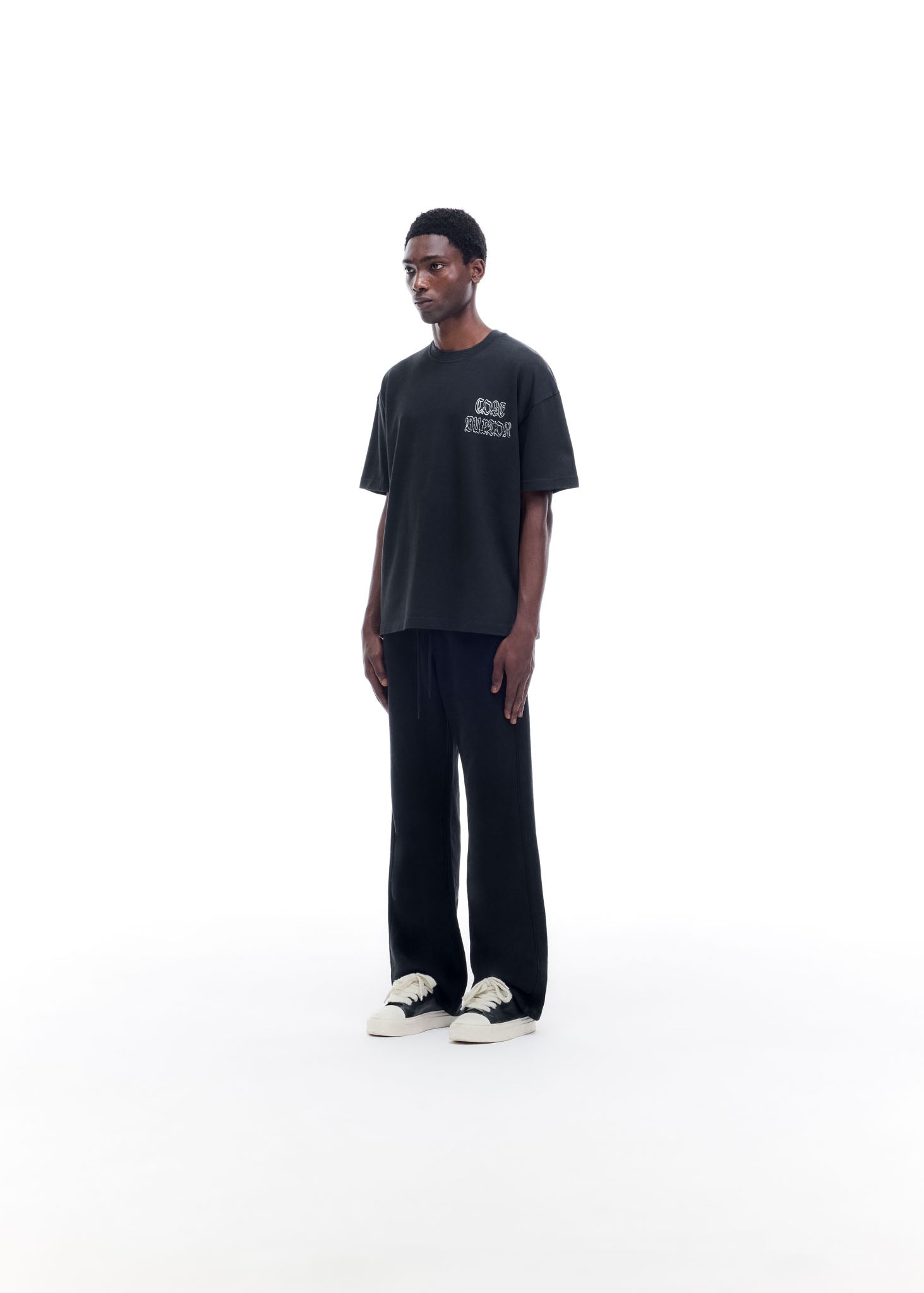 BLACK LETTER SPORTSWEAR T-SHIRT