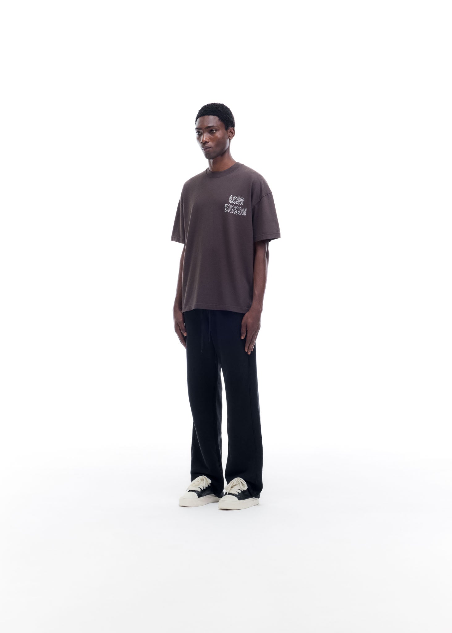 BLACK LETTER SPORTSWEAR T-SHIRT
