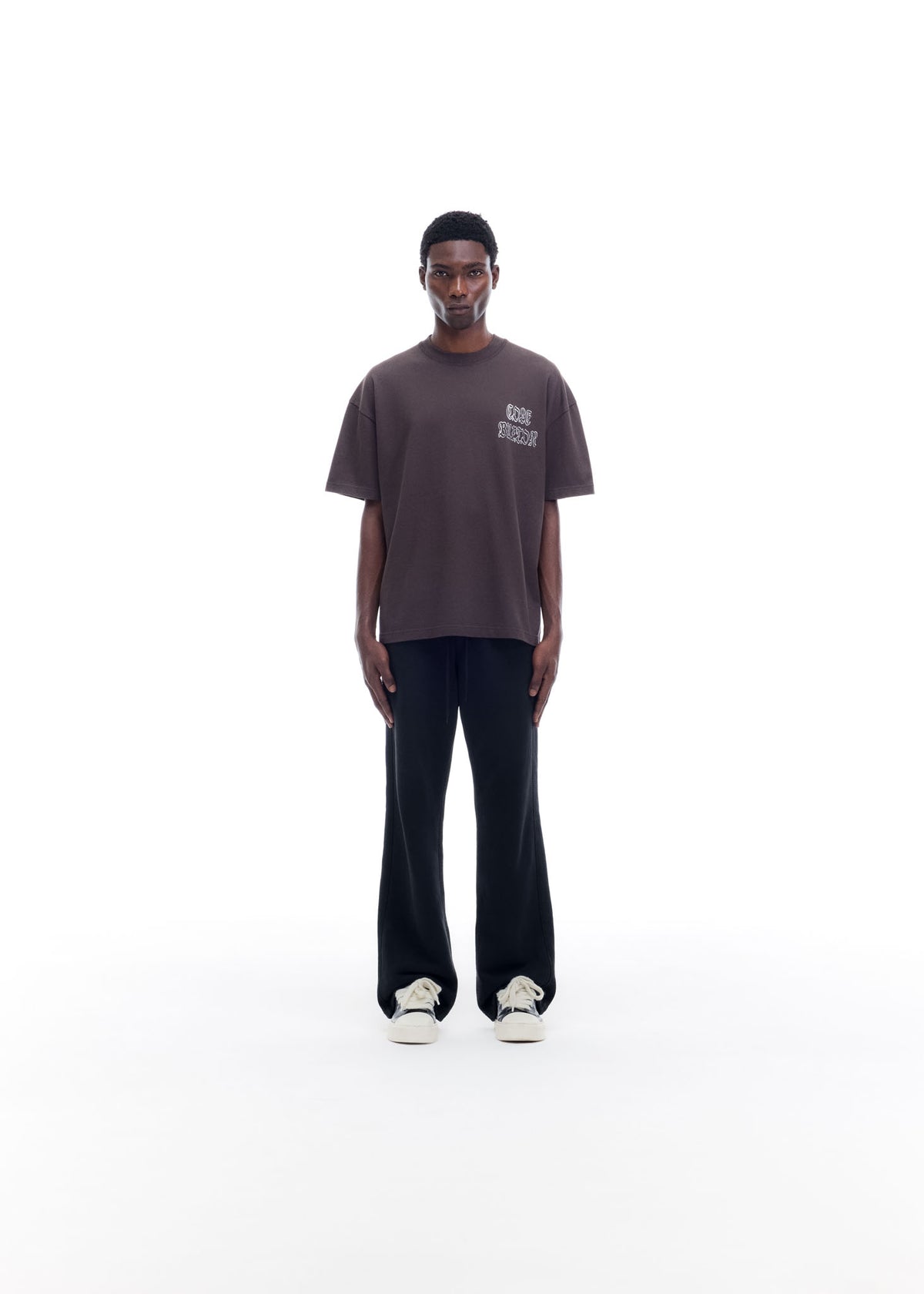 BLACK LETTER SPORTSWEAR T-SHIRT