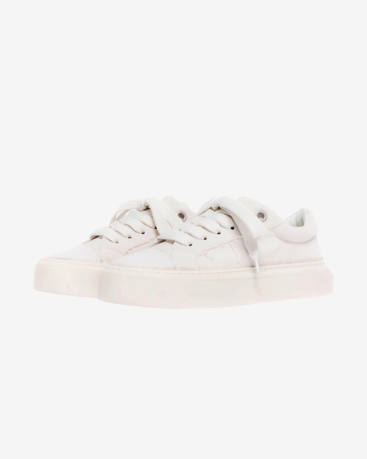 THE VINTAGE WILSON COURT SNEAKER