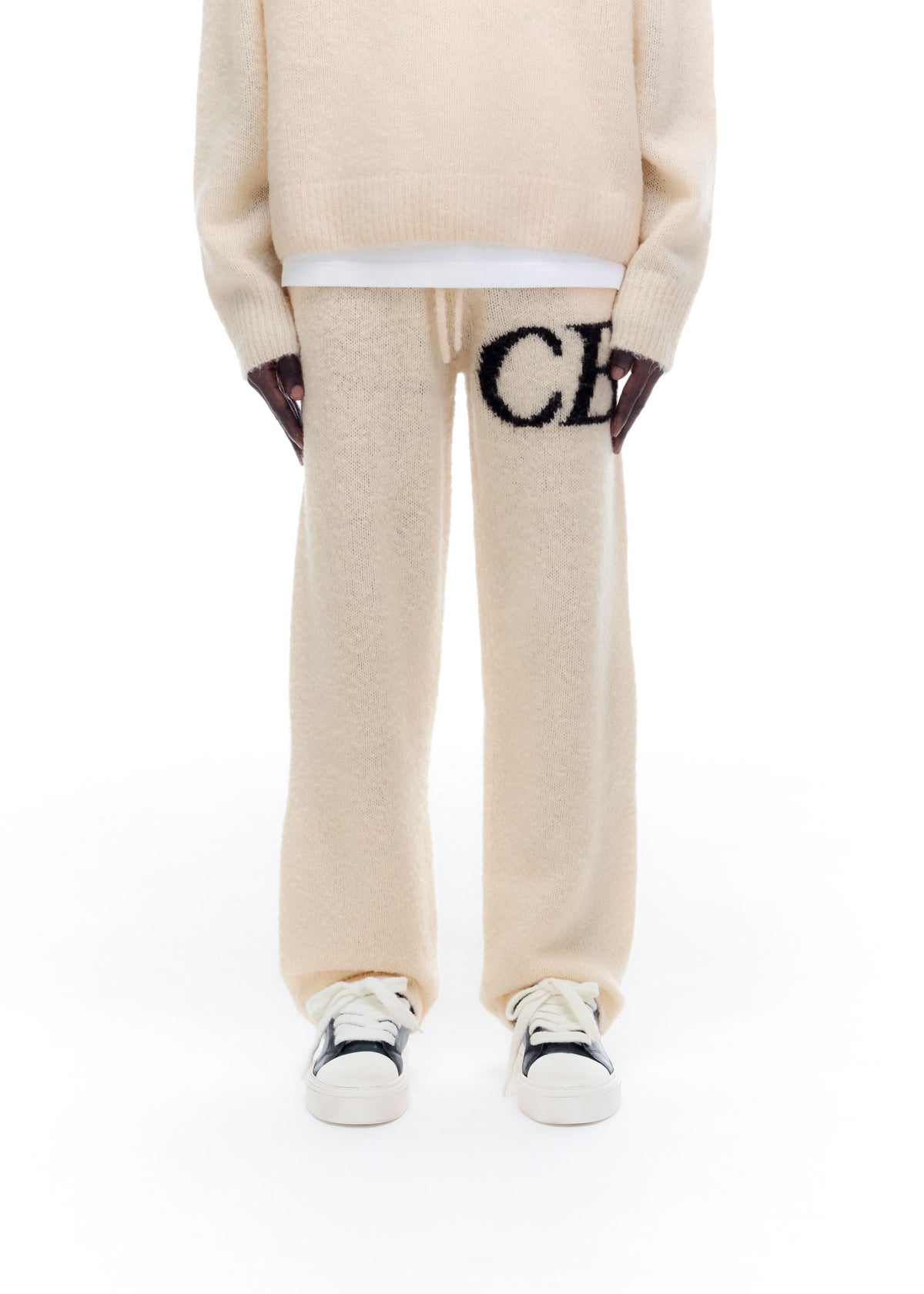 CB LOGO KNIT PANTS