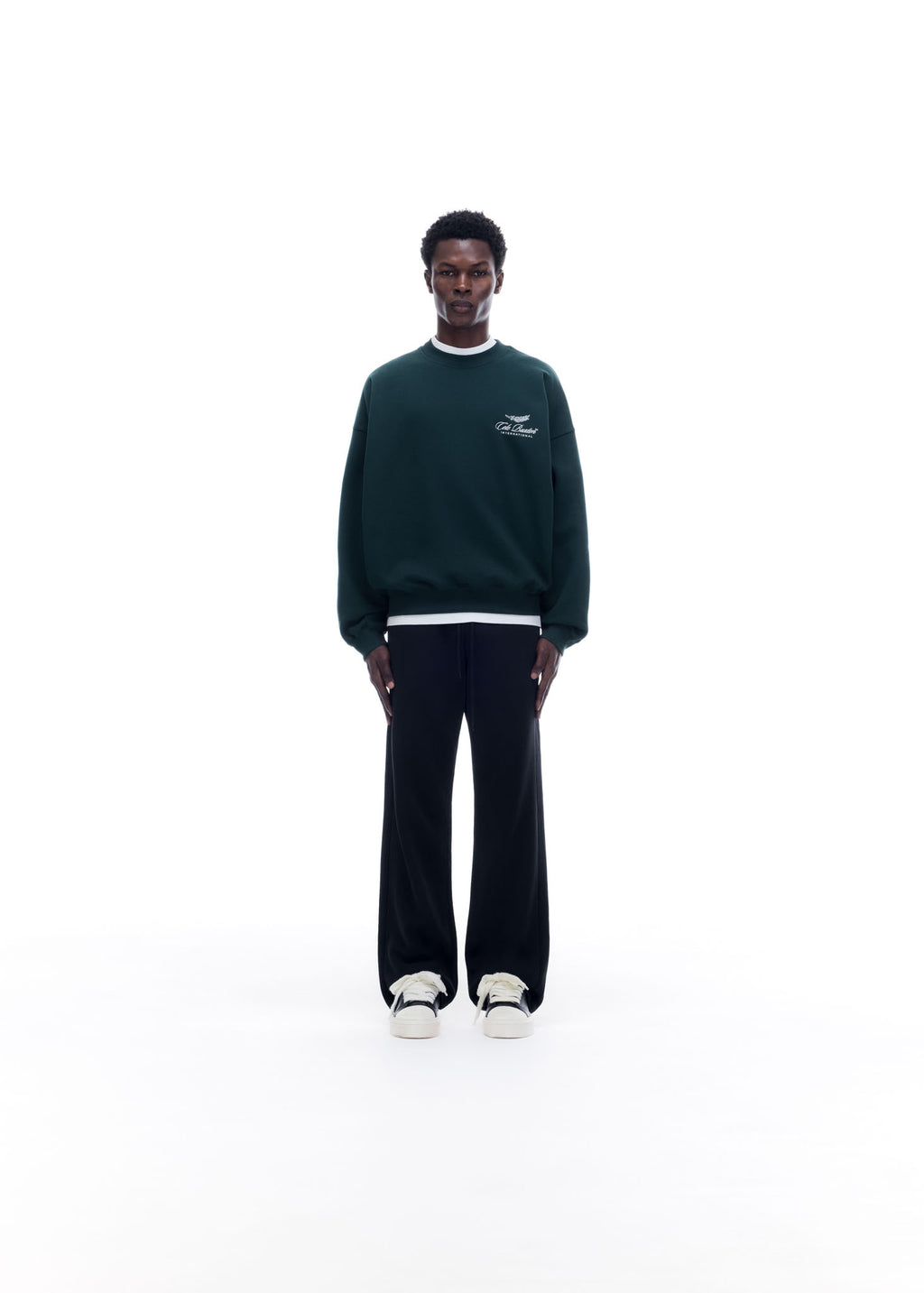 INTERNATIONAL SWEATSHIRT