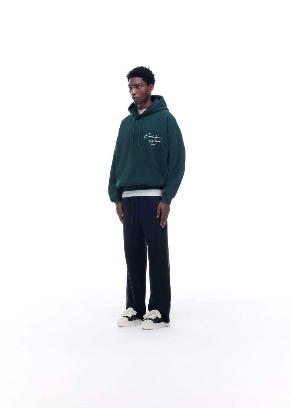SIGNATURE HOODIE