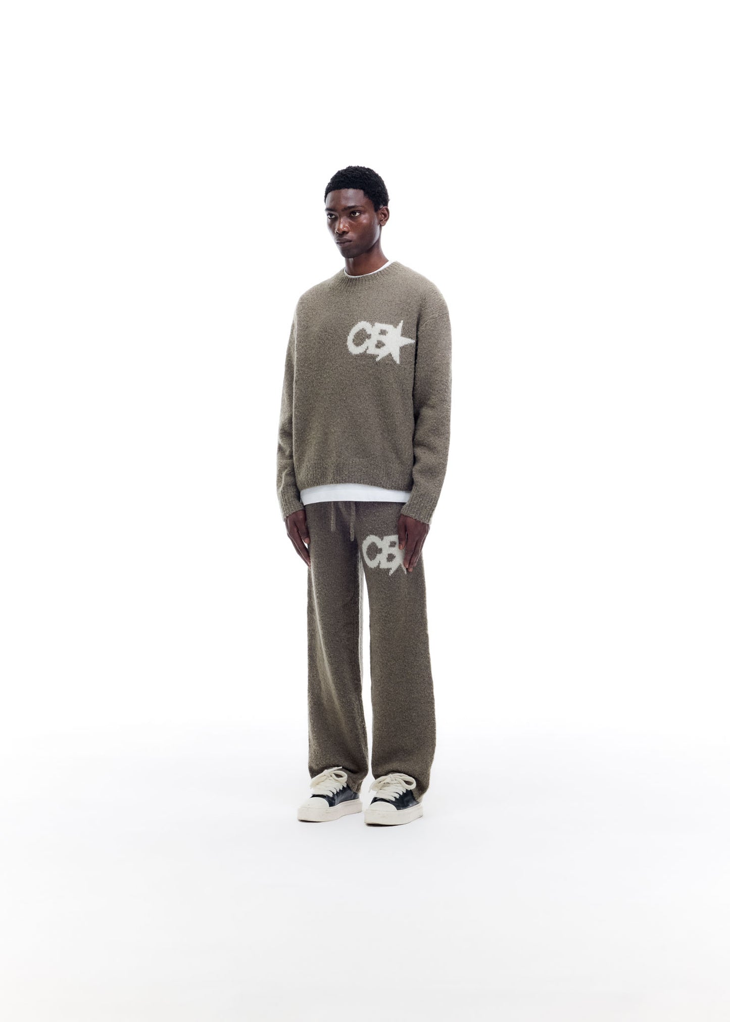 CB STAR KNIT SWEATER